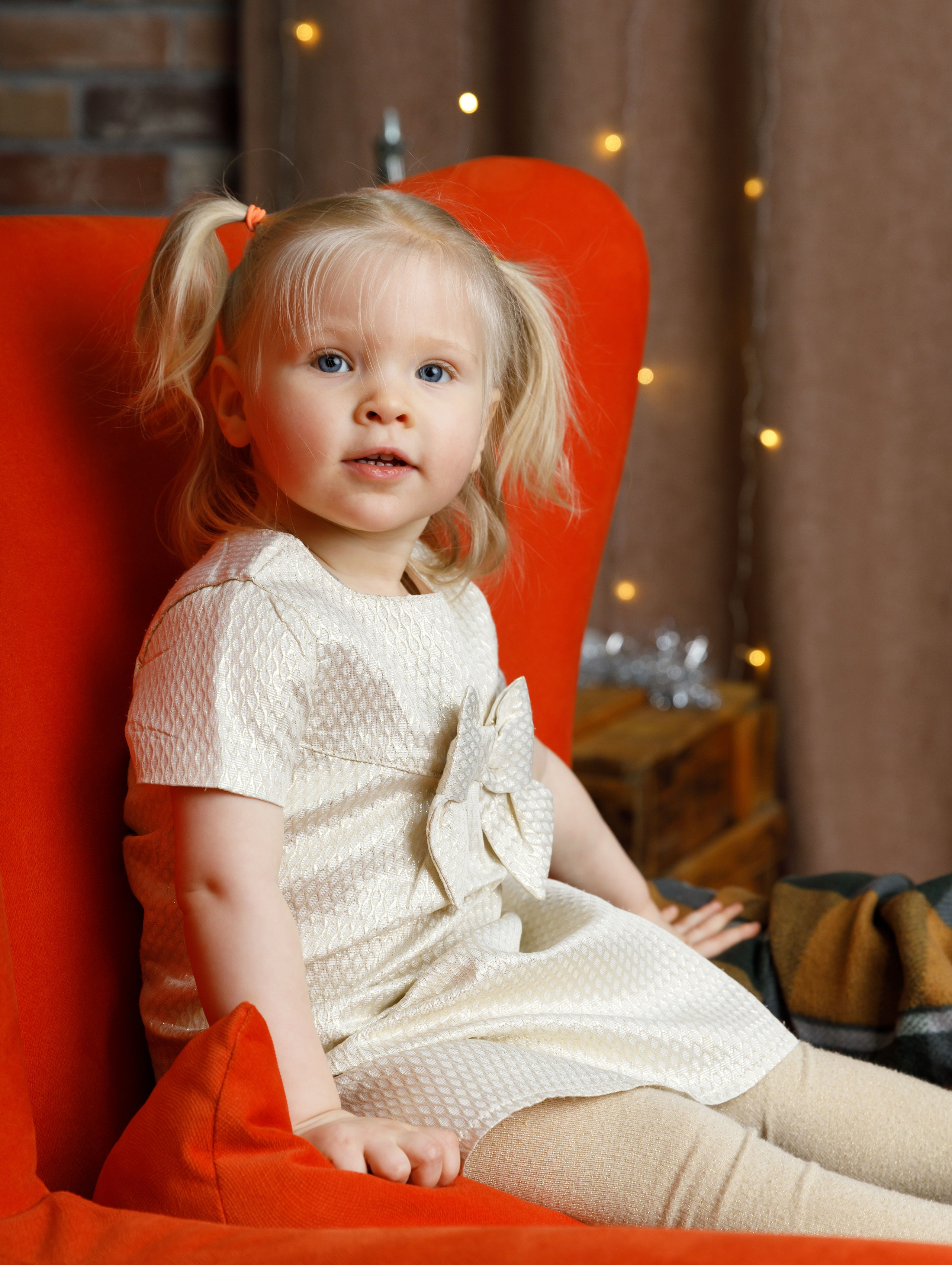 Фотосессия Константина, Юлии и Сони. Фотограф Анна Телекаева, выпускные альбомы, семейные и репортажные съемки в Омске