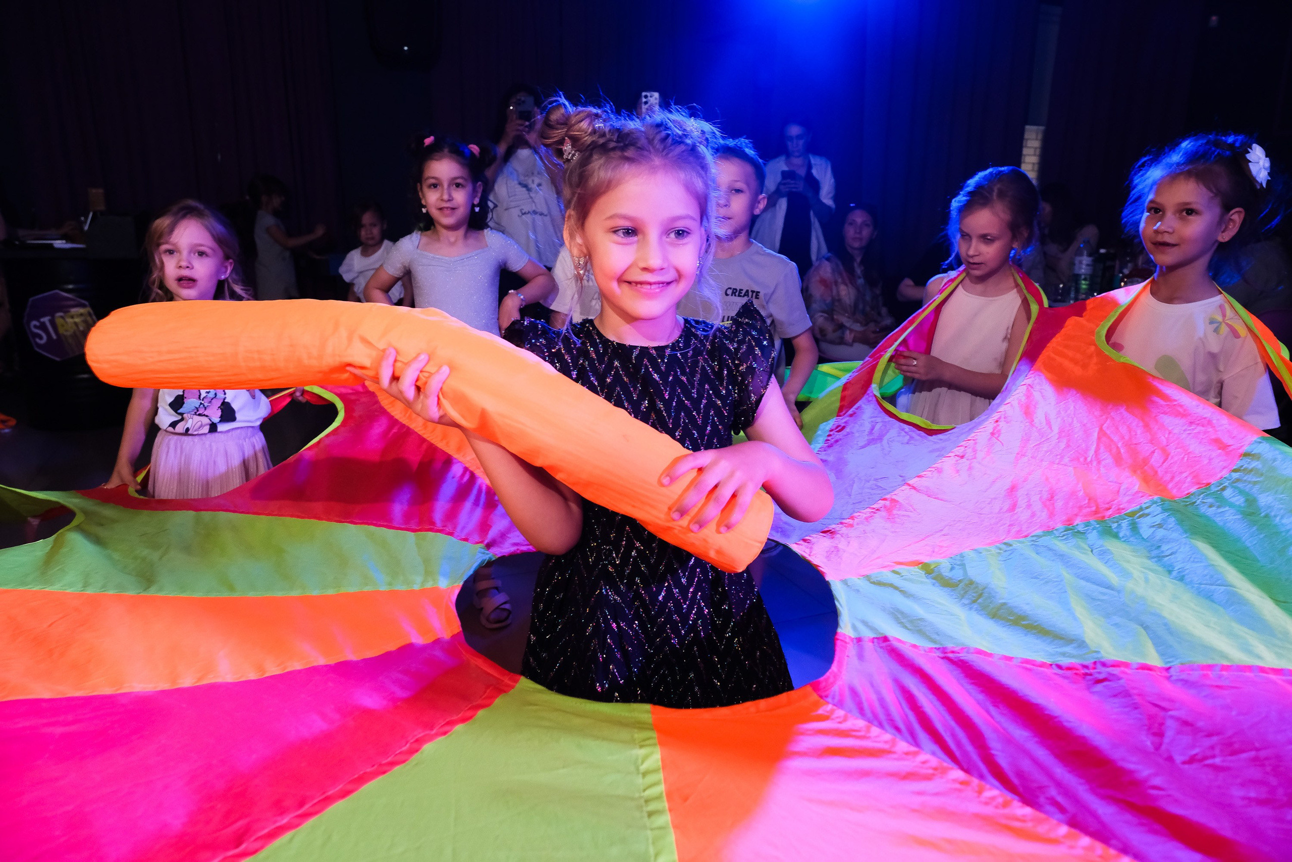 Детский сад. Выпуск. Вечер. Фотограф Анатолий Деникин