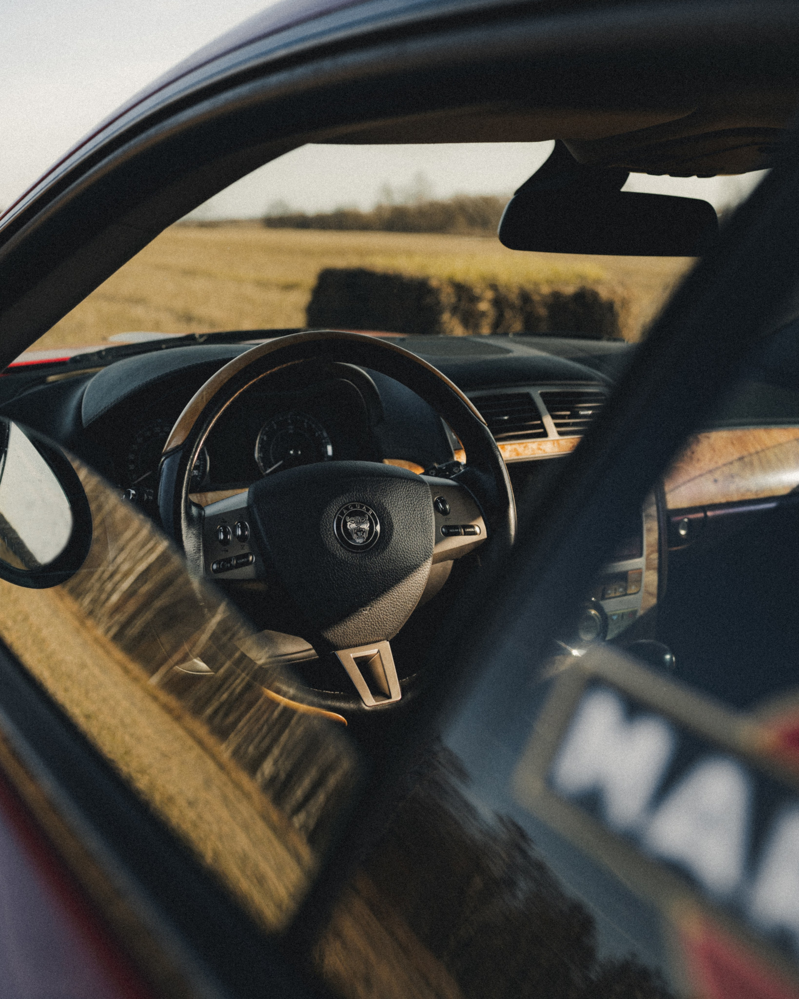 Автомобильная фотосессия Jaguar XK + портрет владельца. Фотограф Илья К. в Москве