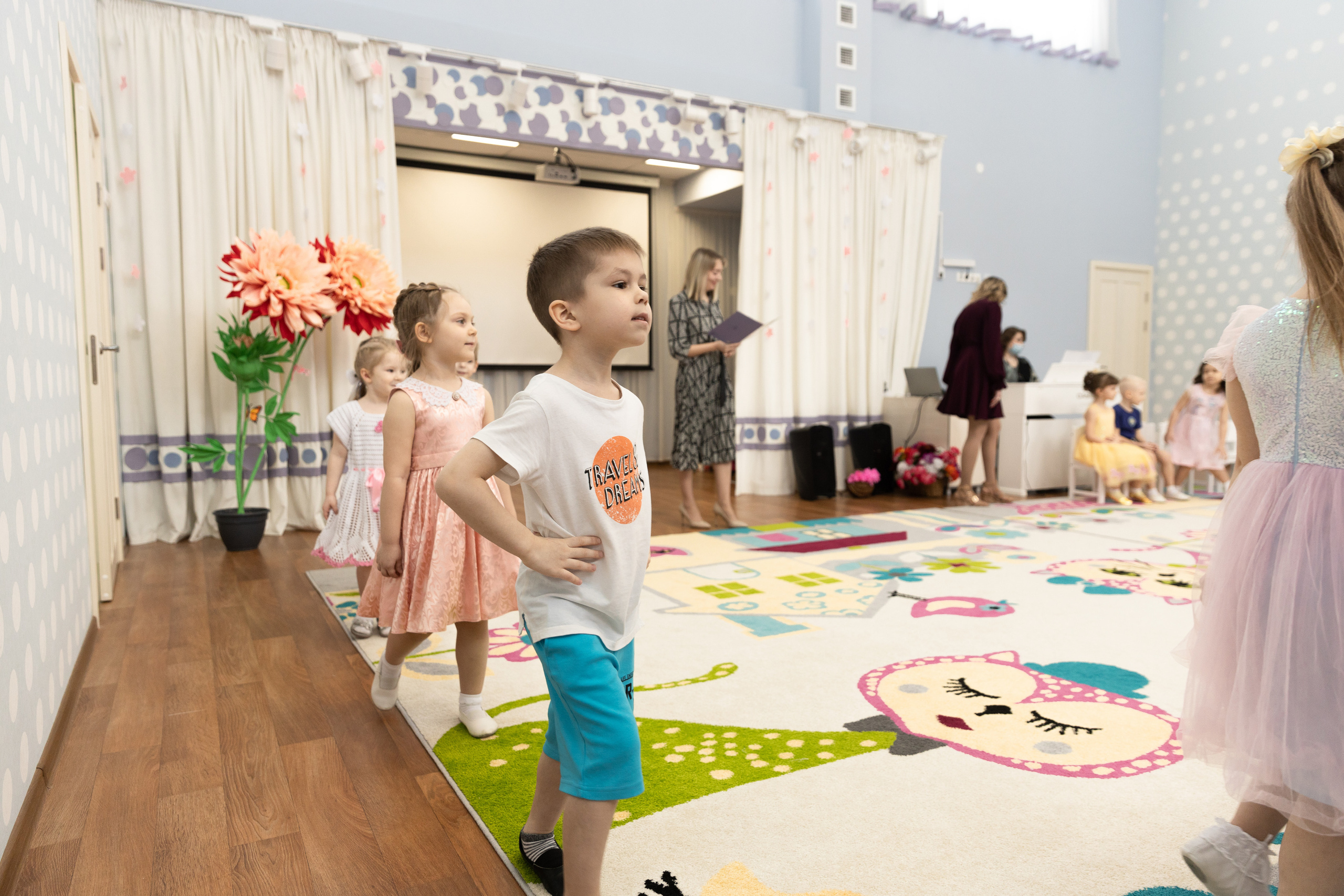 Утренник 8 марта в д/с