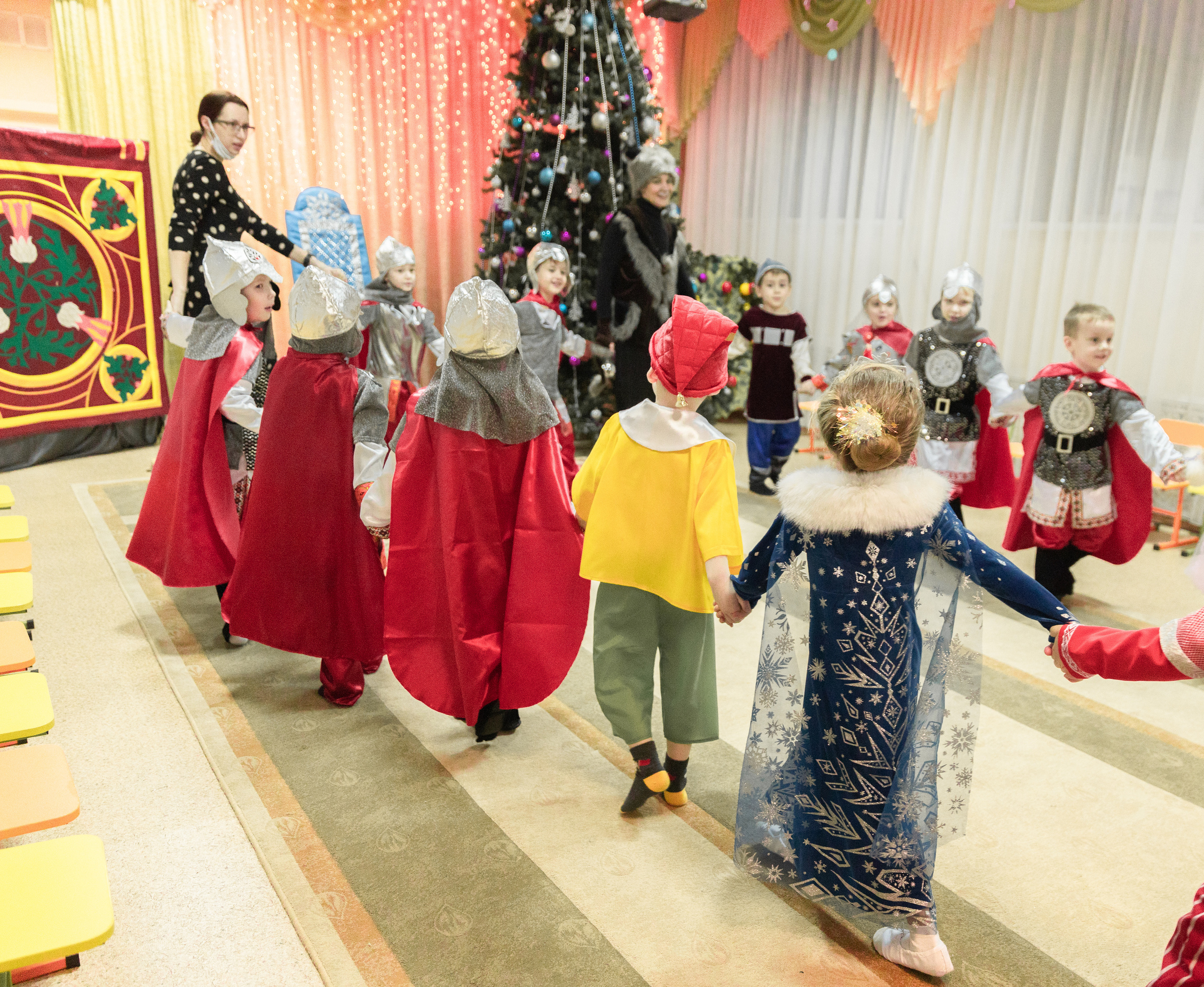 Новогодний утренник д/с