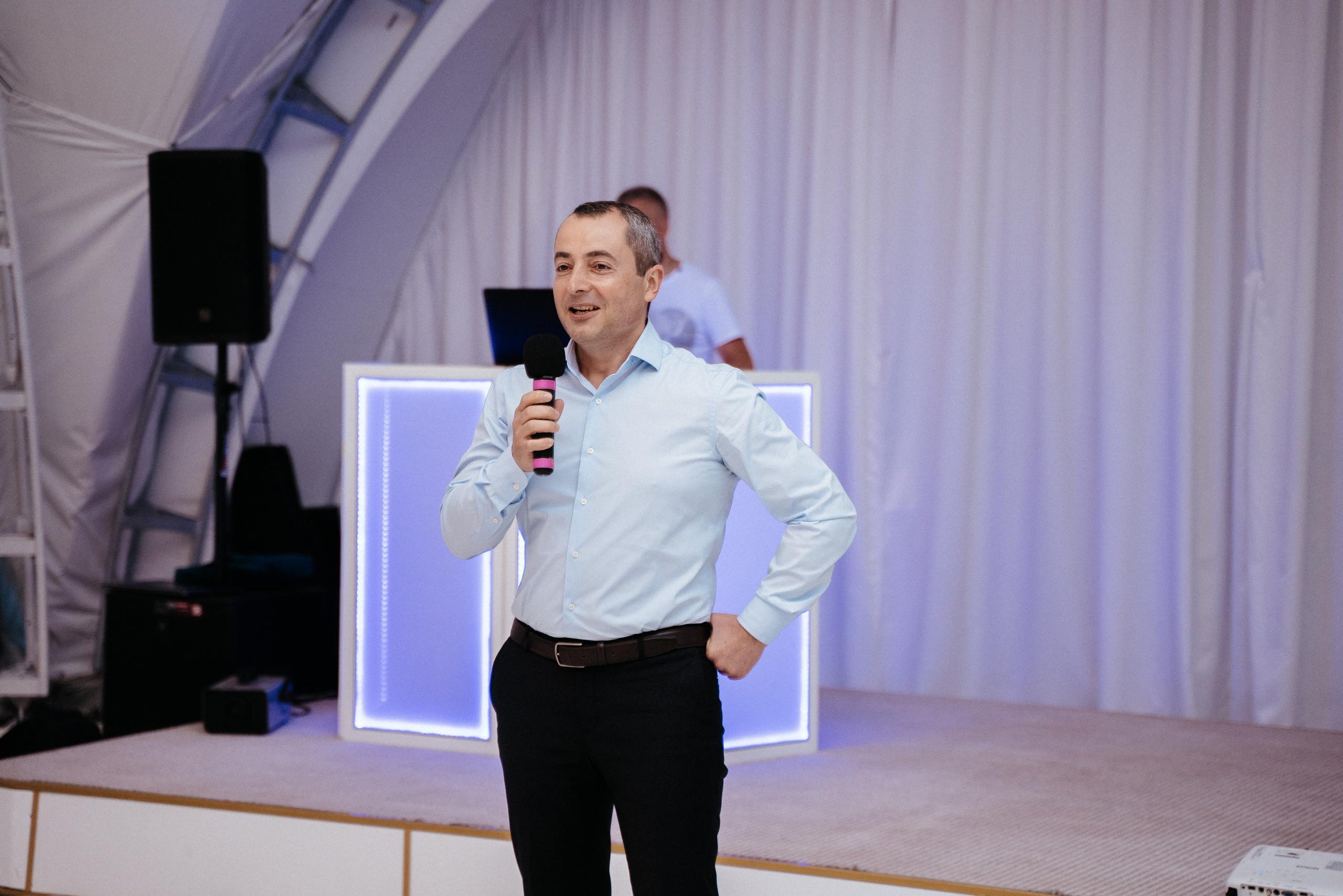 Ави Центр. Свадебный фотограф в Симферополе