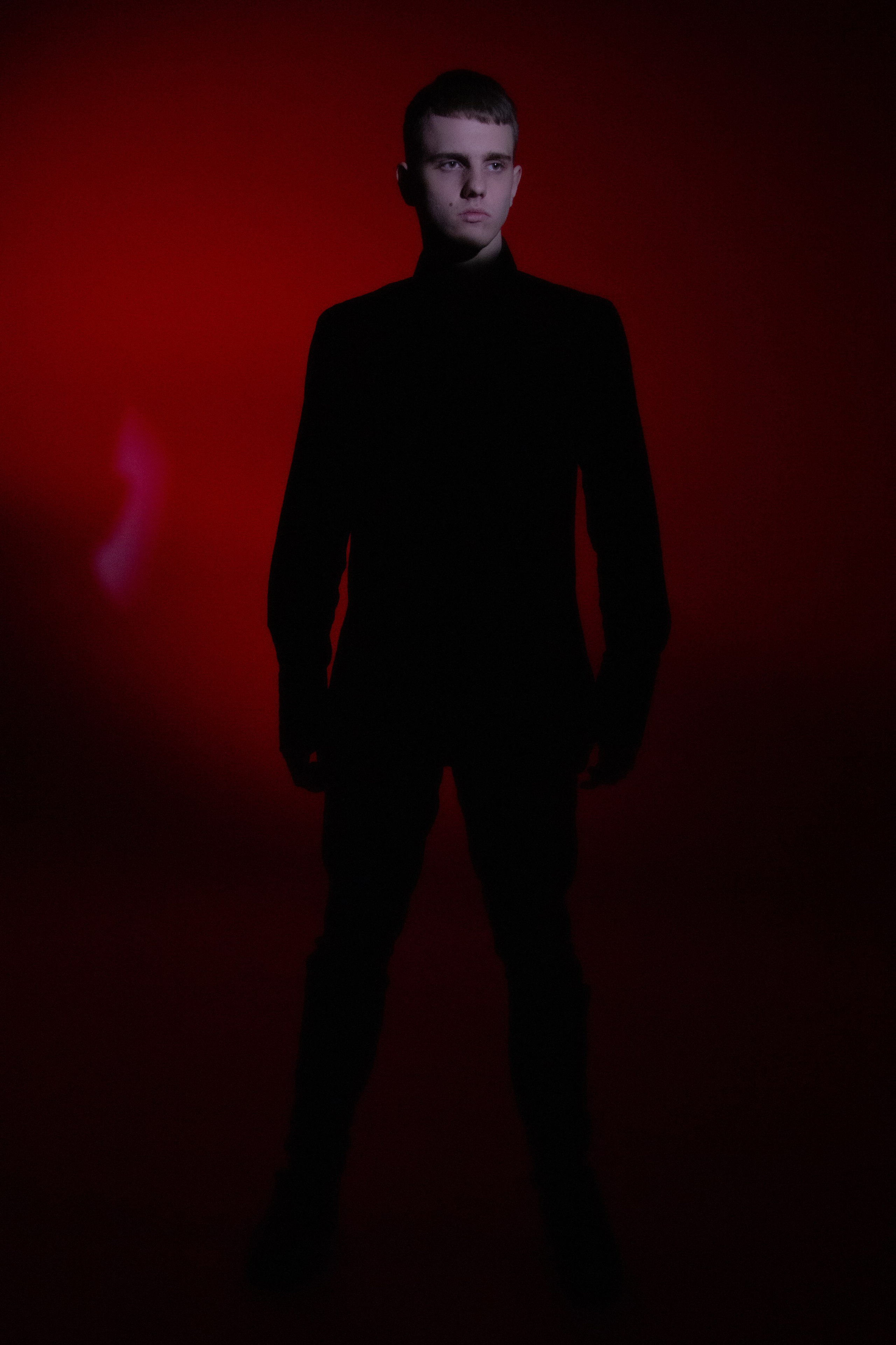 Мужской портрет с цветом. Главная