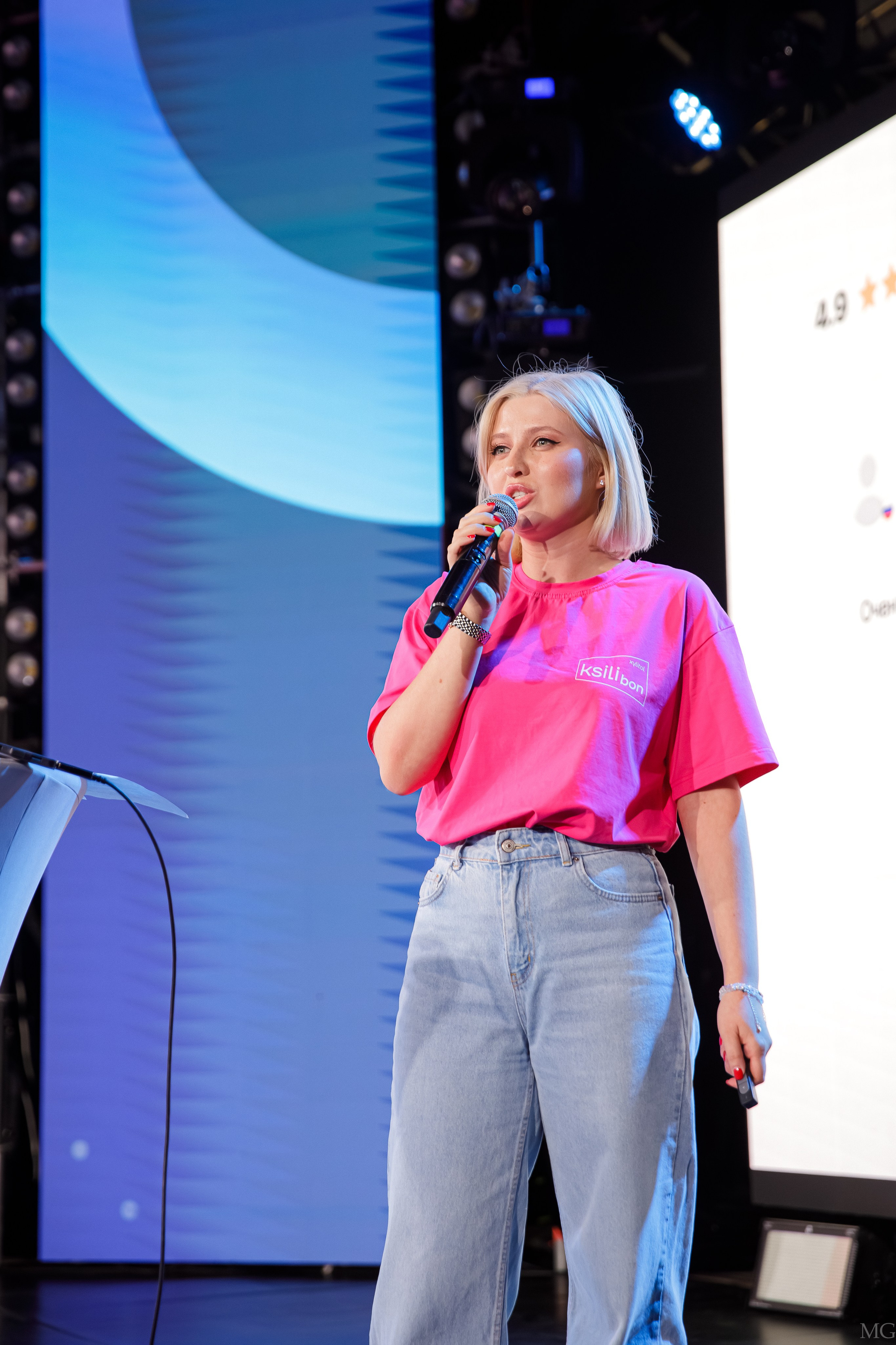 Конференция Гигиена и Профилактика. Маша Гонтарь Семейный домашний репортажный фотограф в Санкт-Петербурге