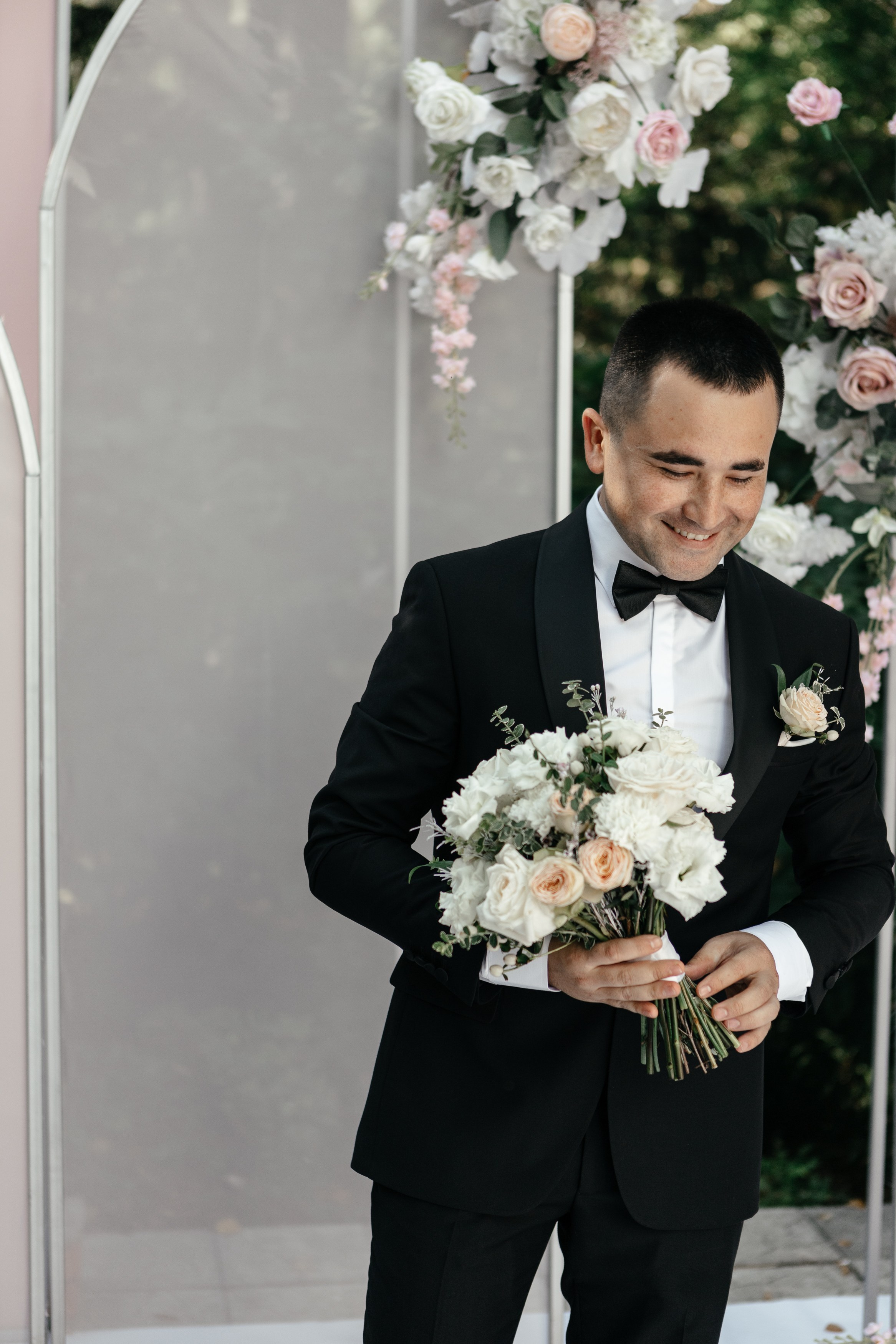 Свадебный фотограф Уфа — Руслан ГабдлисламовЖивые эмоции, красивые кадры, воспоминания на всю жизнь.Работаю по всей Республике Башкортоста. Свадебный фотограф Уфа Руслан Габдлисламов