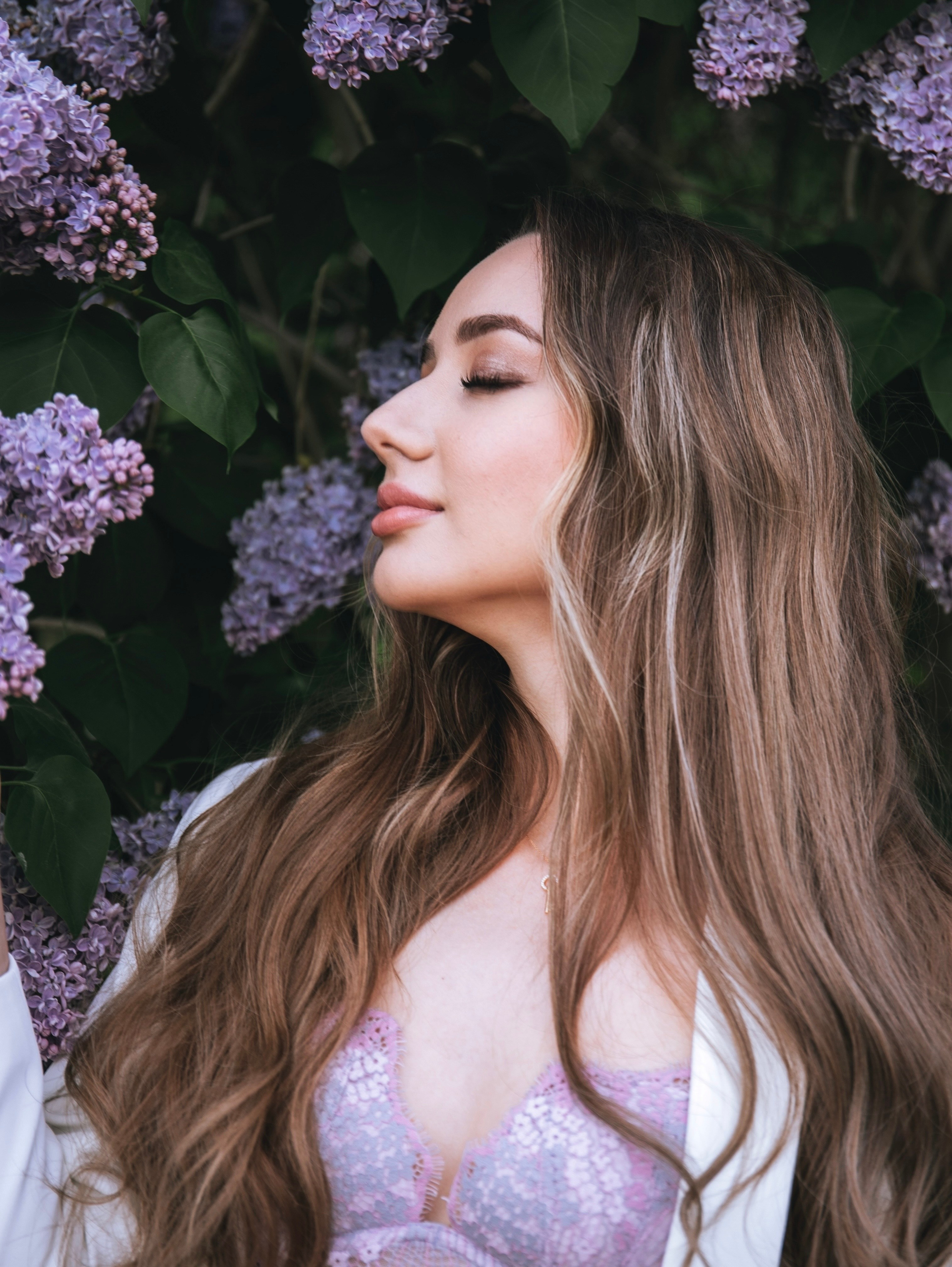 Цветение сирени на ВДНХ. Свадебный и семейный фотограф в Москве Мила Широких