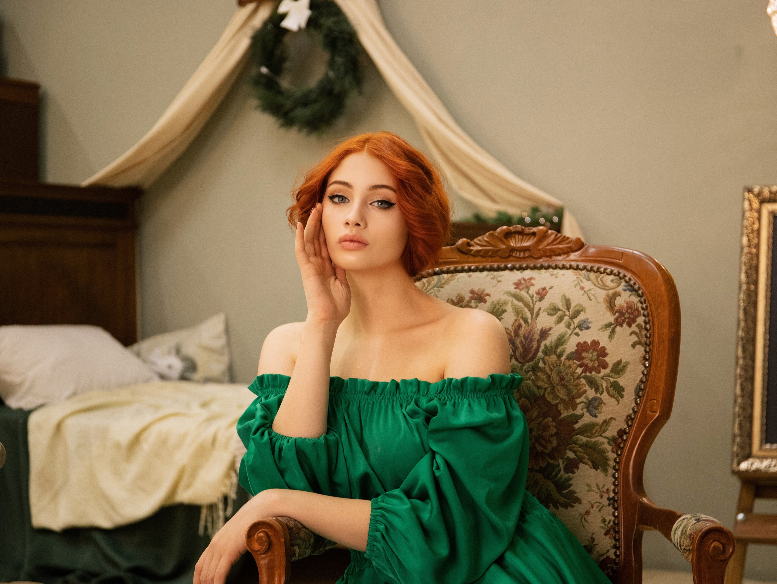 Подруги Новогодняя съемка в студии. Свадебный и семейный фотограф в Москве Мила Широких