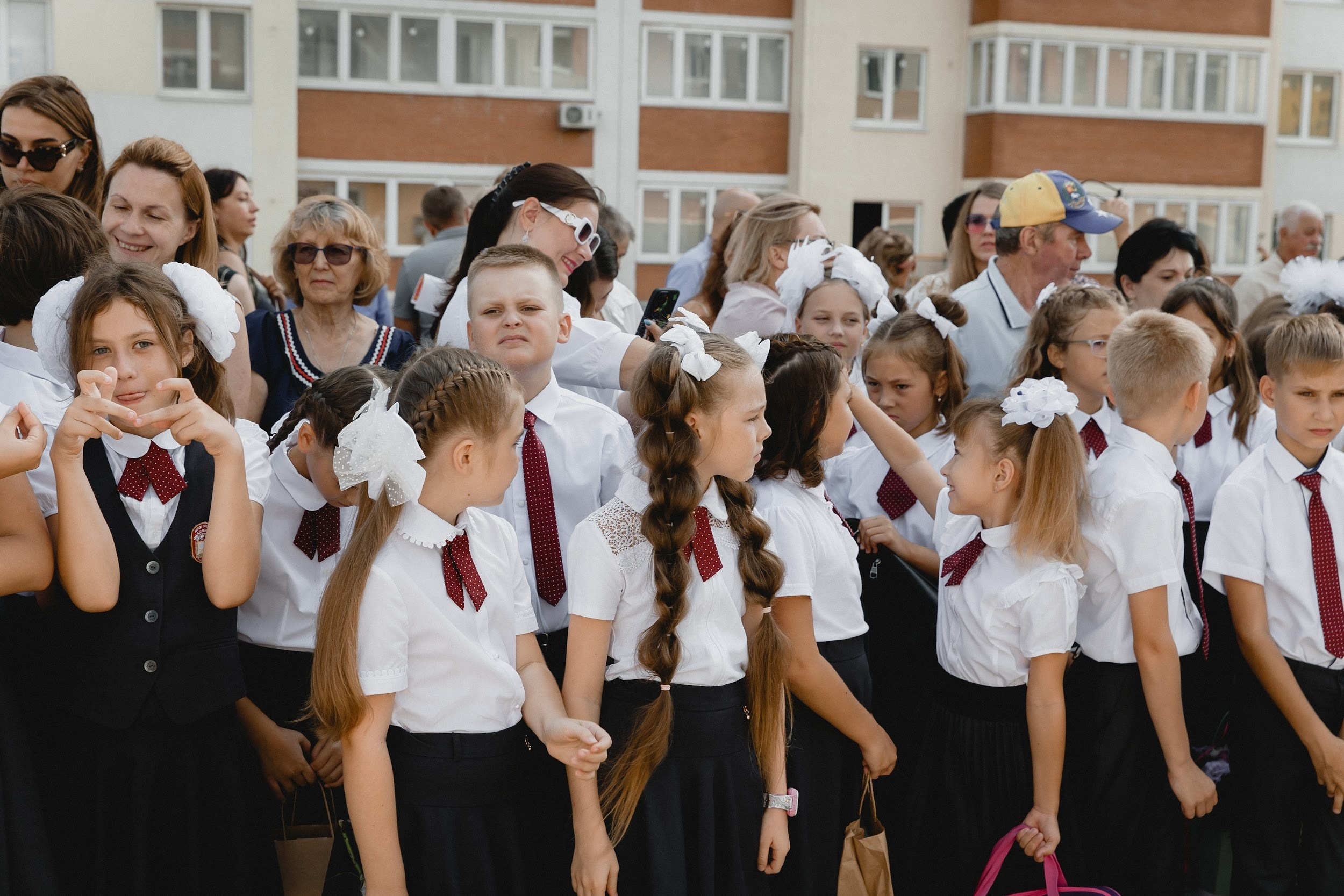 4 класс 11 школа. Выпускные альбомы Натальи Бутко: Новороссийск, Анапа, Геленджик