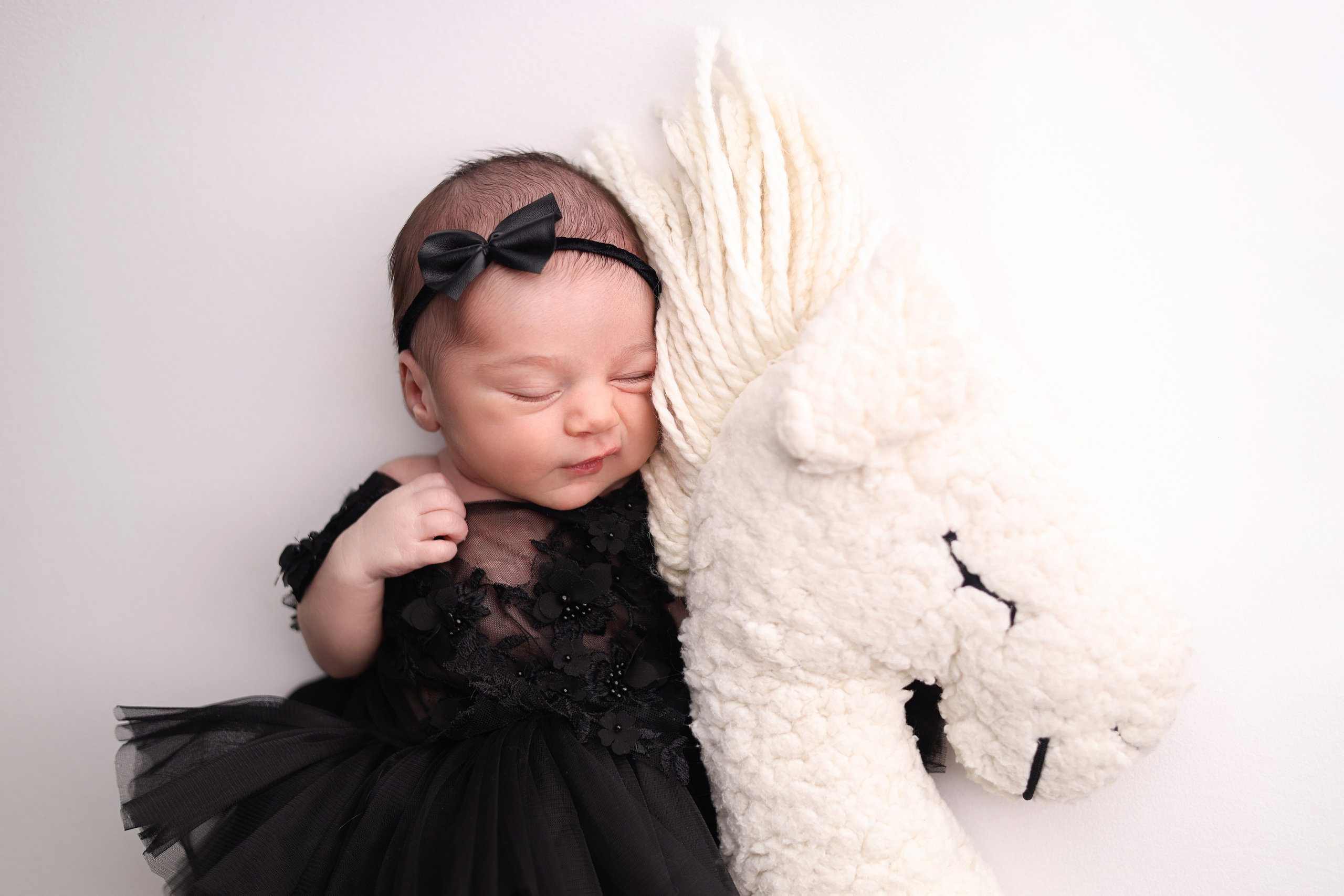 Фотосъемка новорожденной Рузанны. Ньюборн фотограф Столярова Светлана. Фотограф новорожденных Москва. Ньюборн фотограф Москва