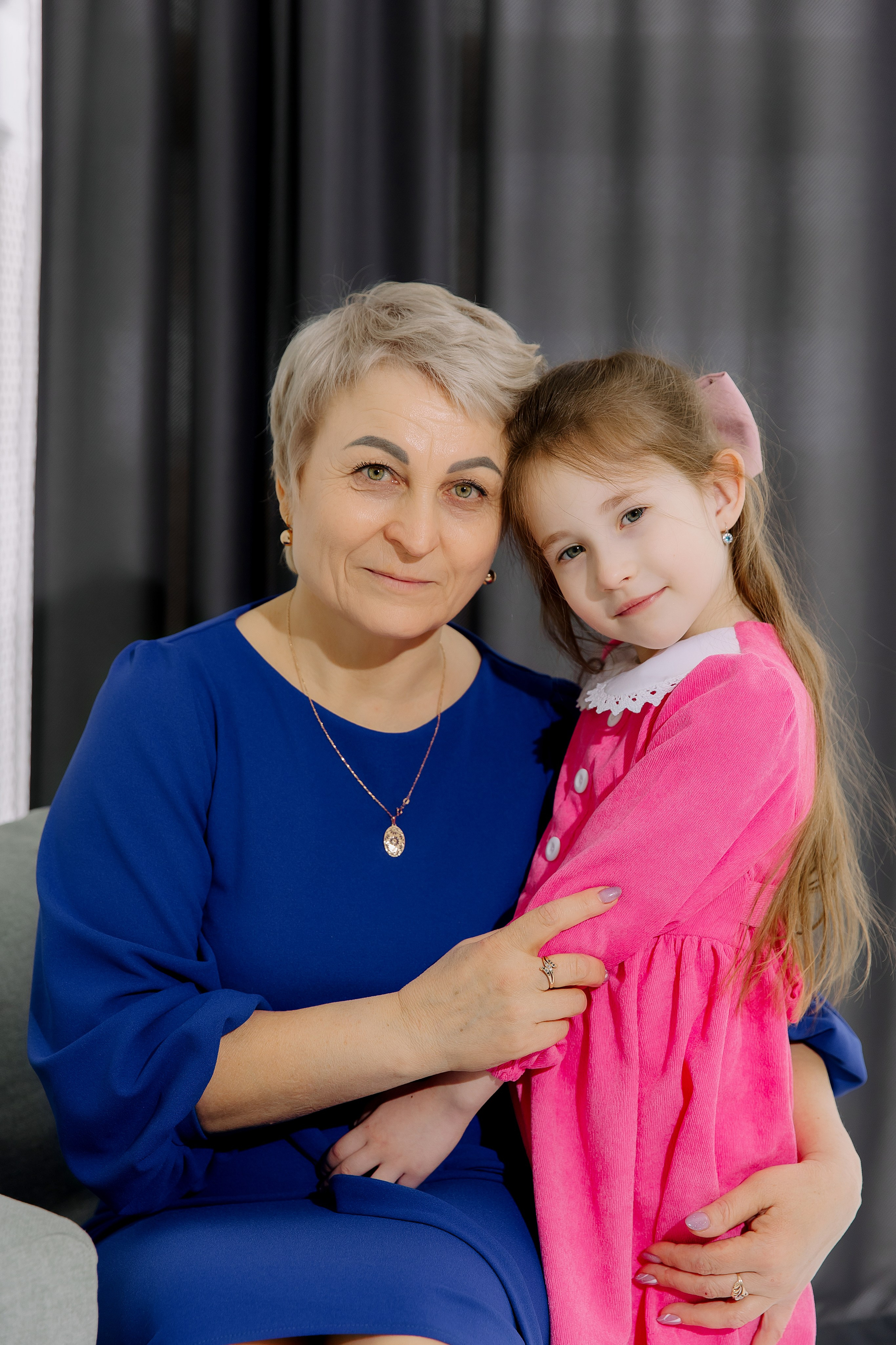 Центральный Загс Павел & Маргарита. Свадебный фотограф в Новосибирске Лидия Александровна