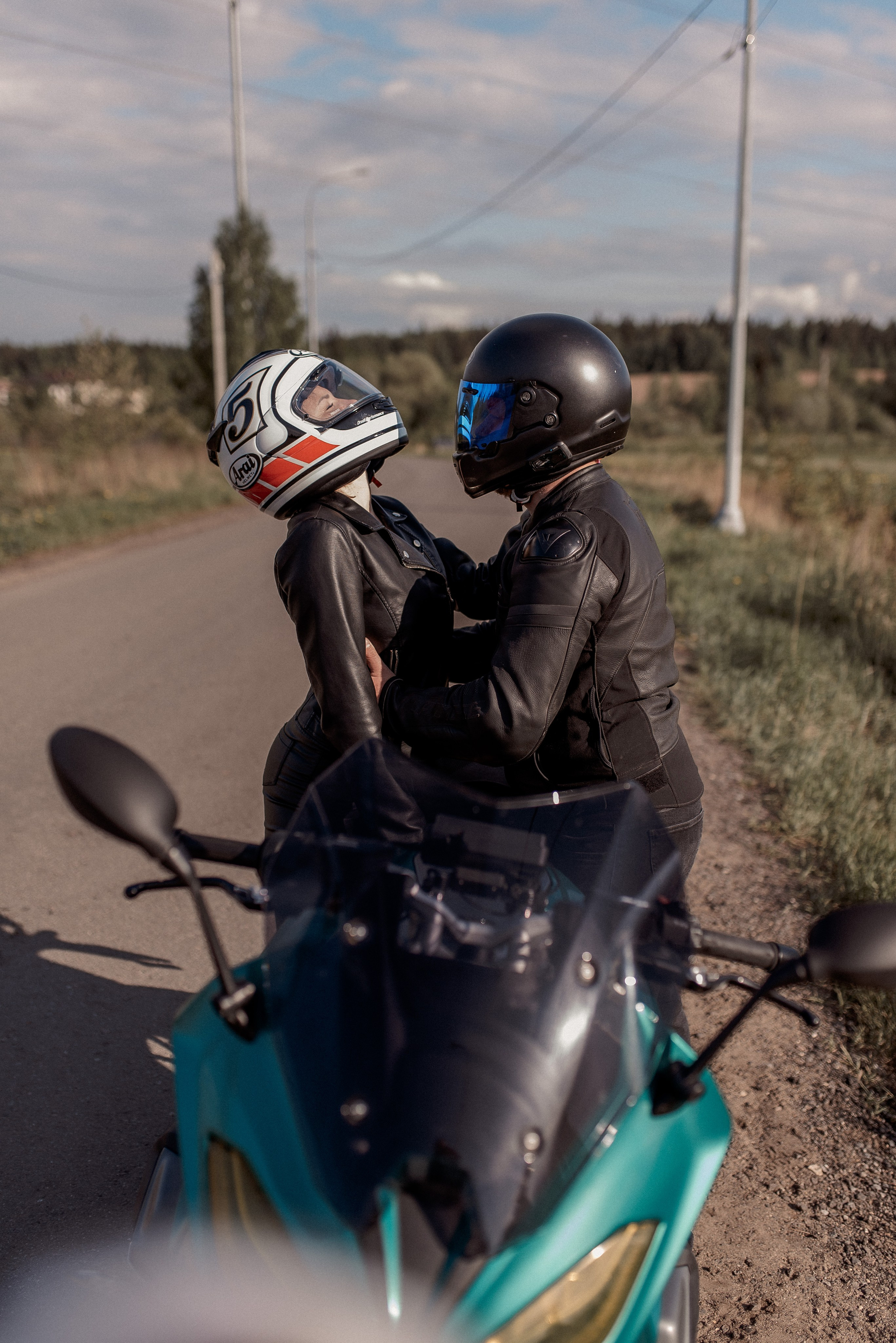 Марина и Женя. Мотоцикл. Lovestory. Семейный фотограф в Москве Екатерина Север