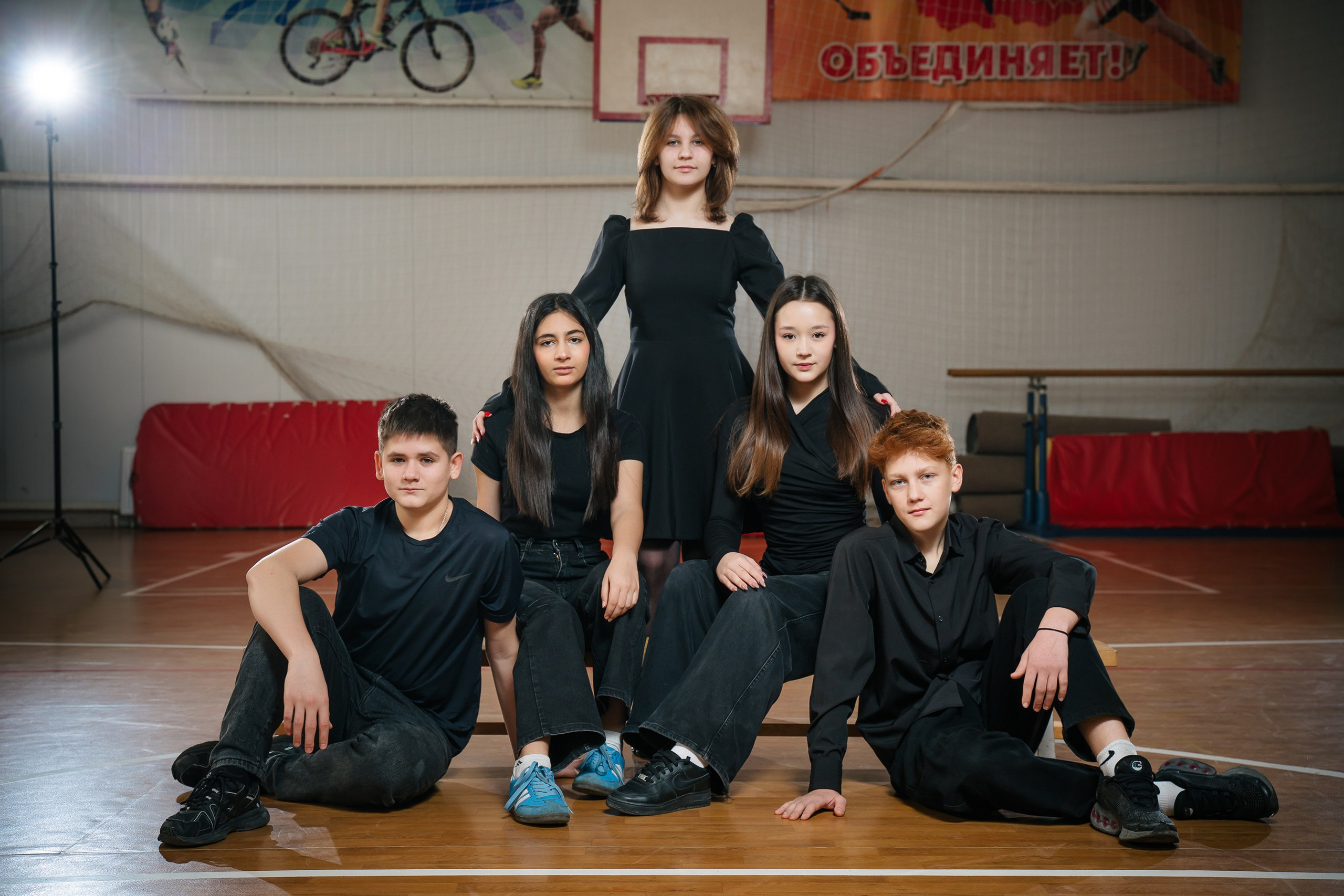 Фотографии с одноклассниками. Выпускные альбомы, школьные фотосессии в городе Новороссийске