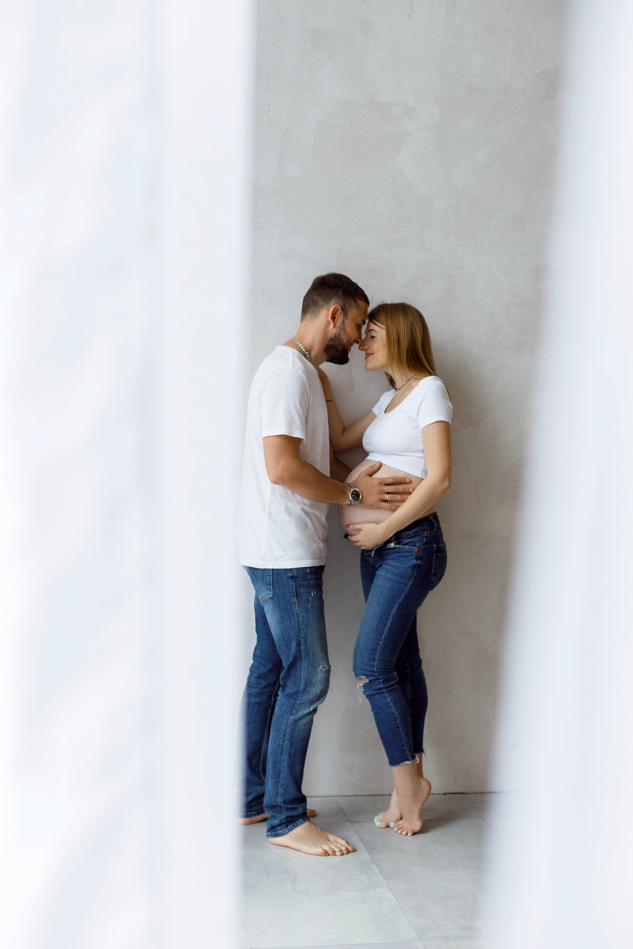 Фотосессия беременности в фотостудии «Мимика». Фотограф Александра Сыщенко