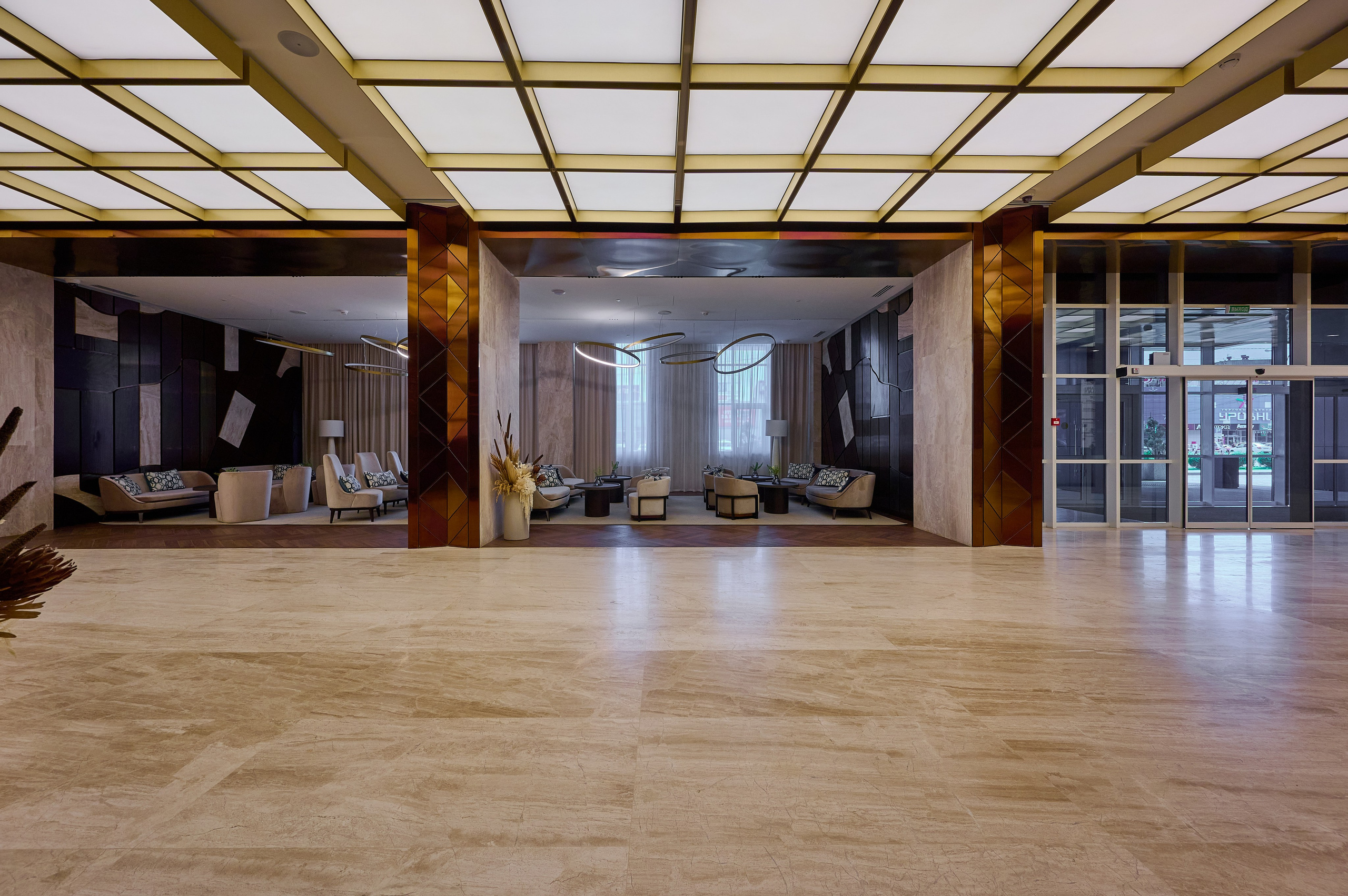 Холл The Grand Palace. Интерьерный фотограф в Краснодаре