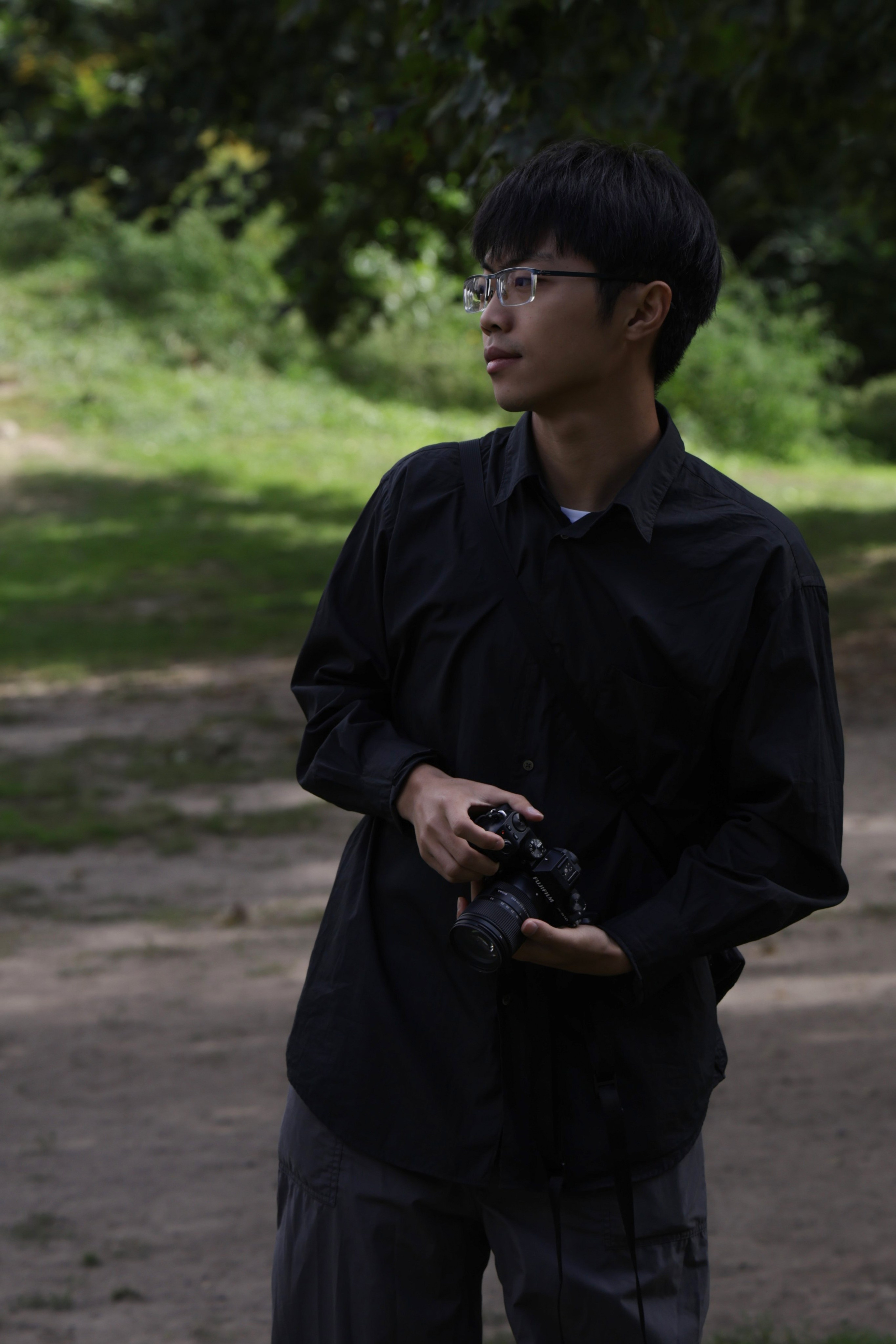 Queen St West Art Crawl. Portrait photographer based in Toronto — Blinova Mariia