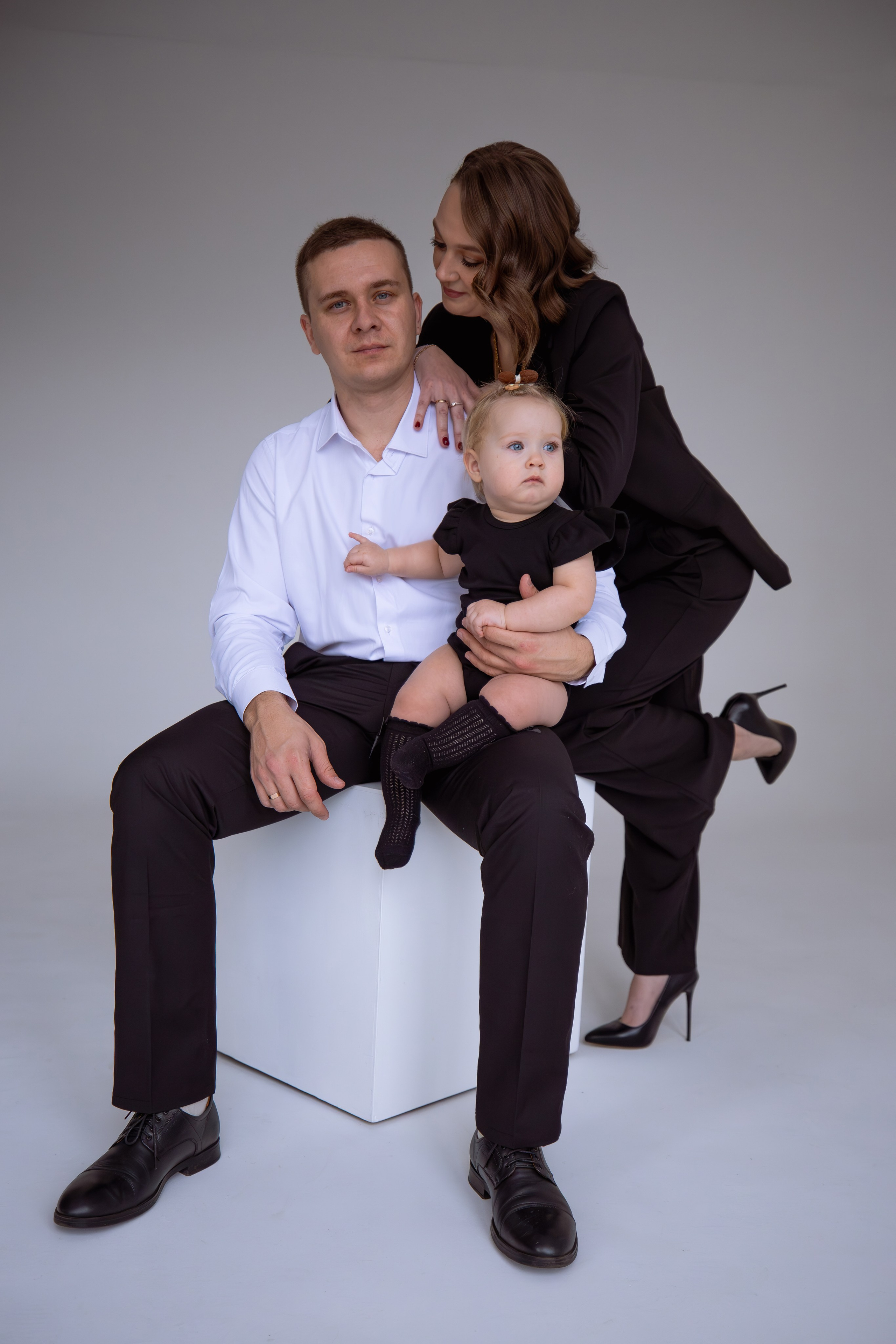 Студийный для Ивана, Анны и Арины. Детский и семейный фотограф Евгения Вахнеева Москва Зеленоград