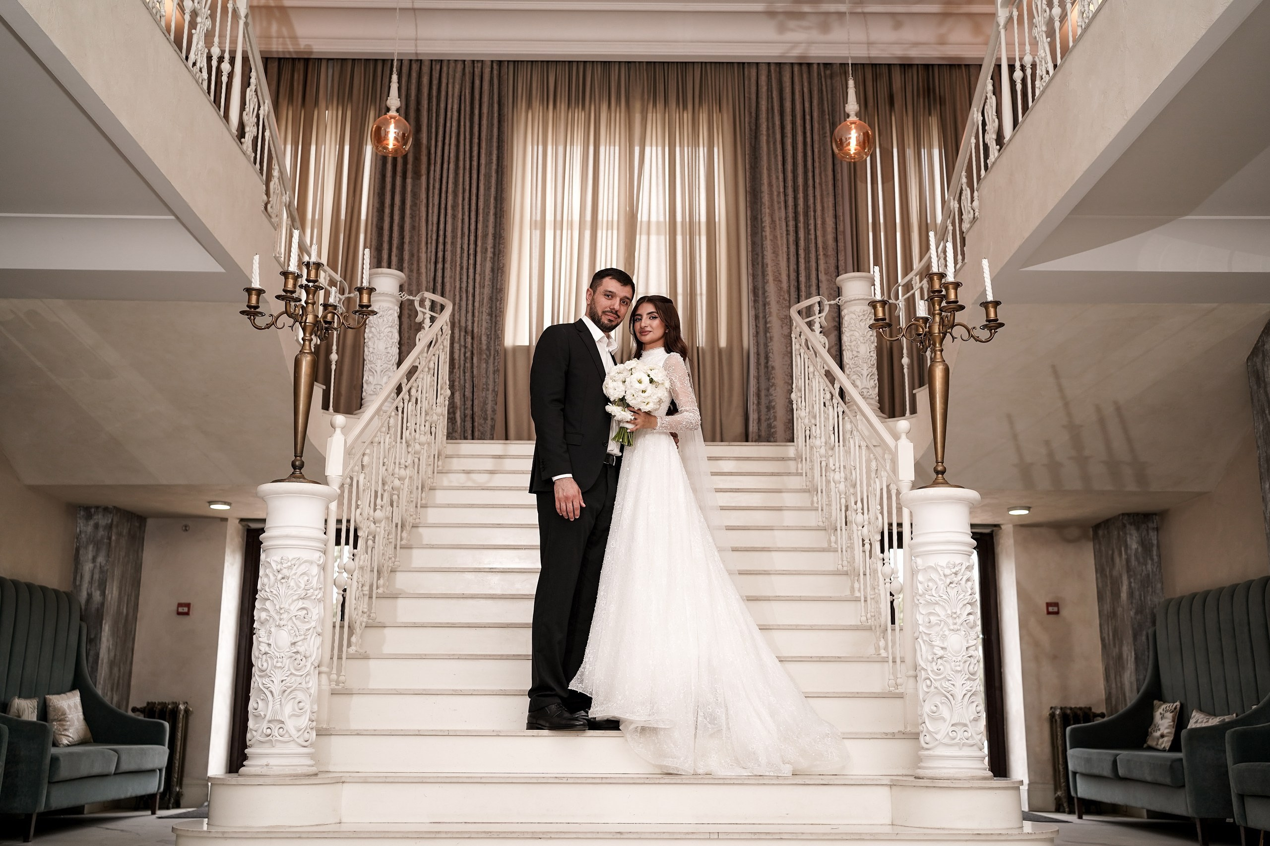 Свадебная фотосессия в Ростове-на-Дону. Фотосессия в отеле Арка, Хаятт, Рэдиссон, Бутик 39, Резиденция и другие. Фотограф Алёна Чёботова. Свадебный фотограф в Ростове-на-Дону. Таинство Крещения и Венчания, семейные фотосессии. Алёна Чёботова