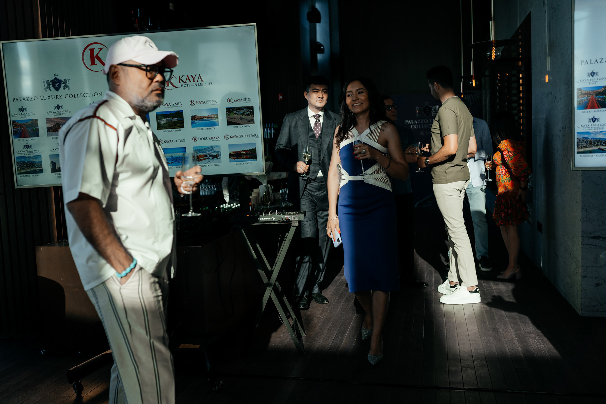 PALAZZO LUXURY COLLECTION Selfie. Свадебный фотограф в Астане