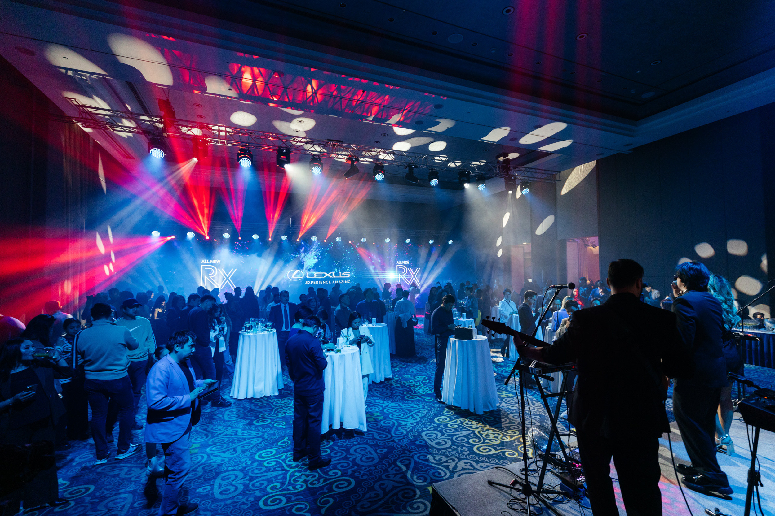 Презентация нового LEXUS 500h. Свадебный фотограф в Астане