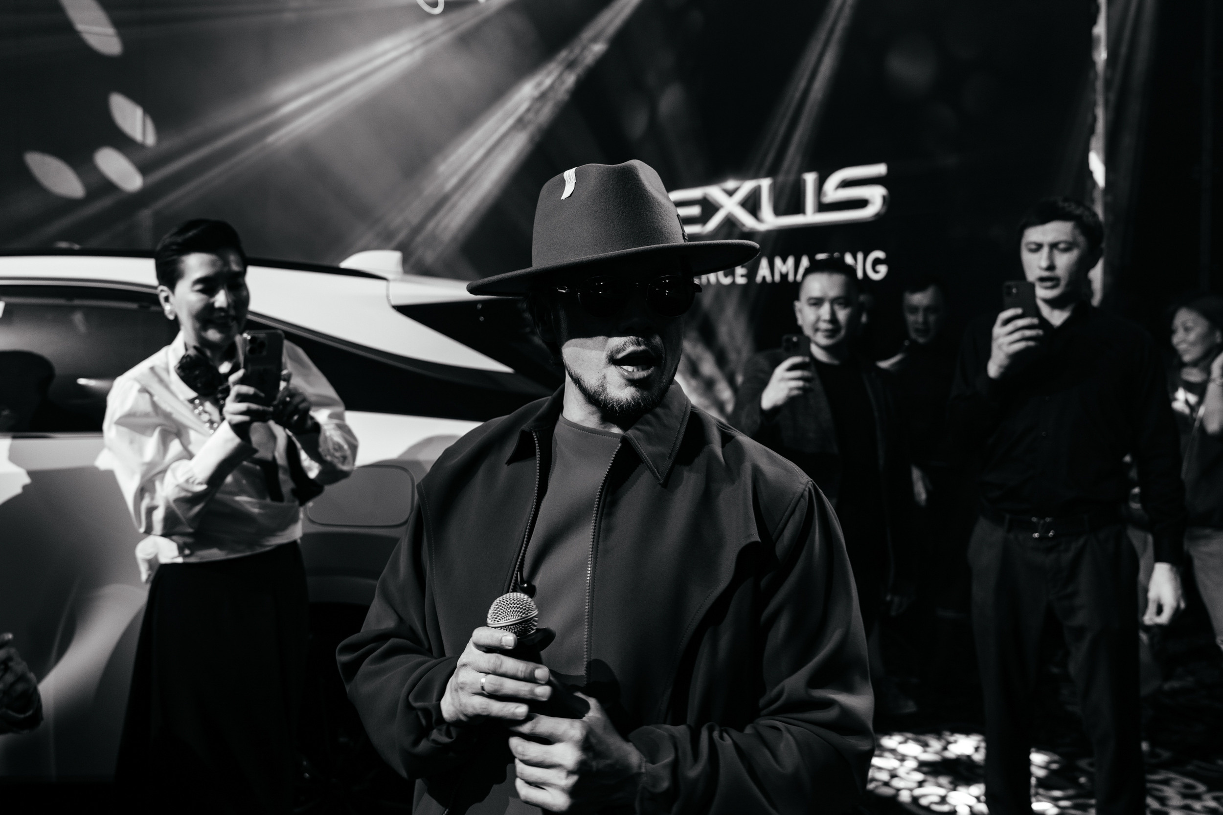 Презентация нового LEXUS 500h. Свадебный фотограф в Астане