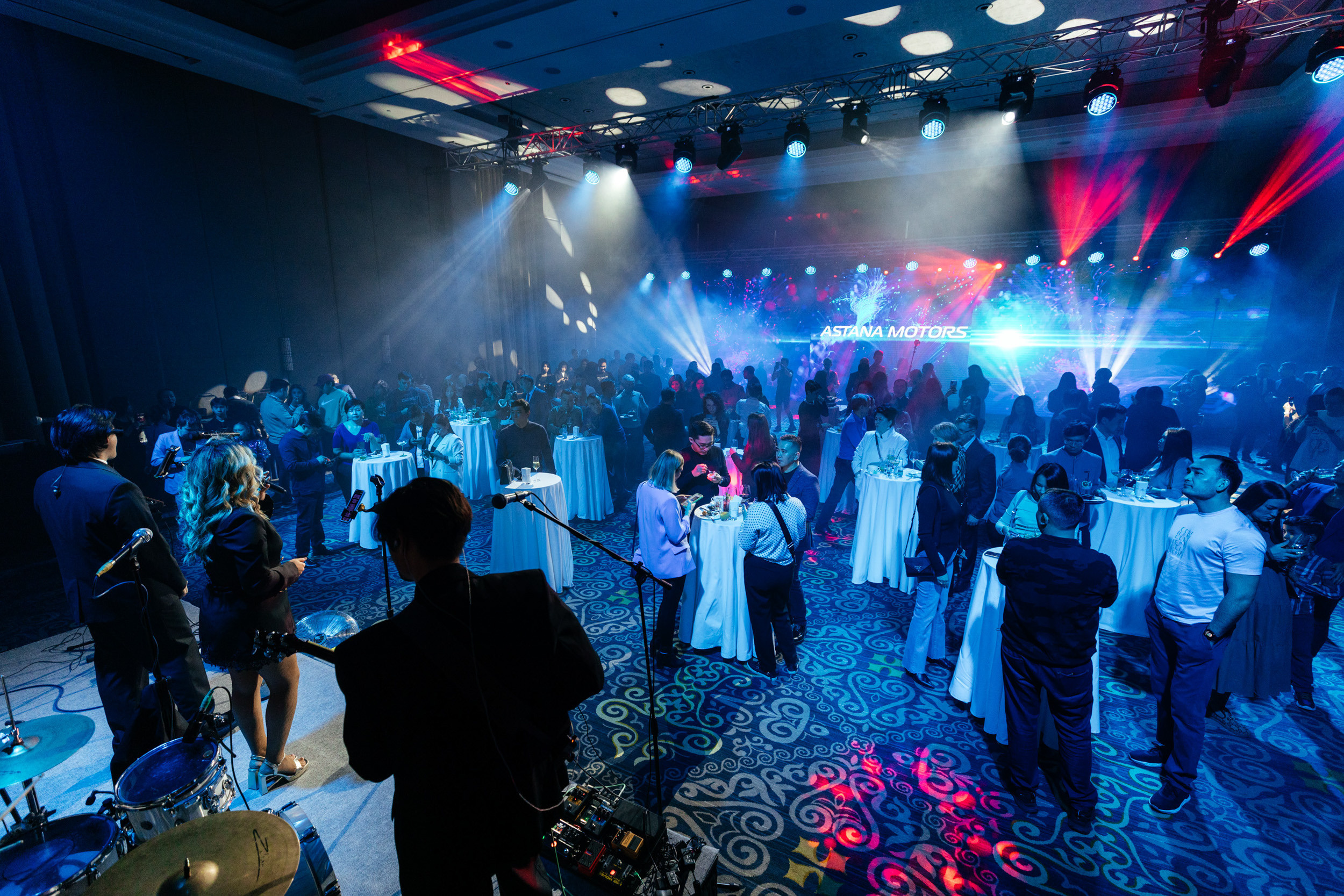 Презентация нового LEXUS 500h. Свадебный фотограф в Астане