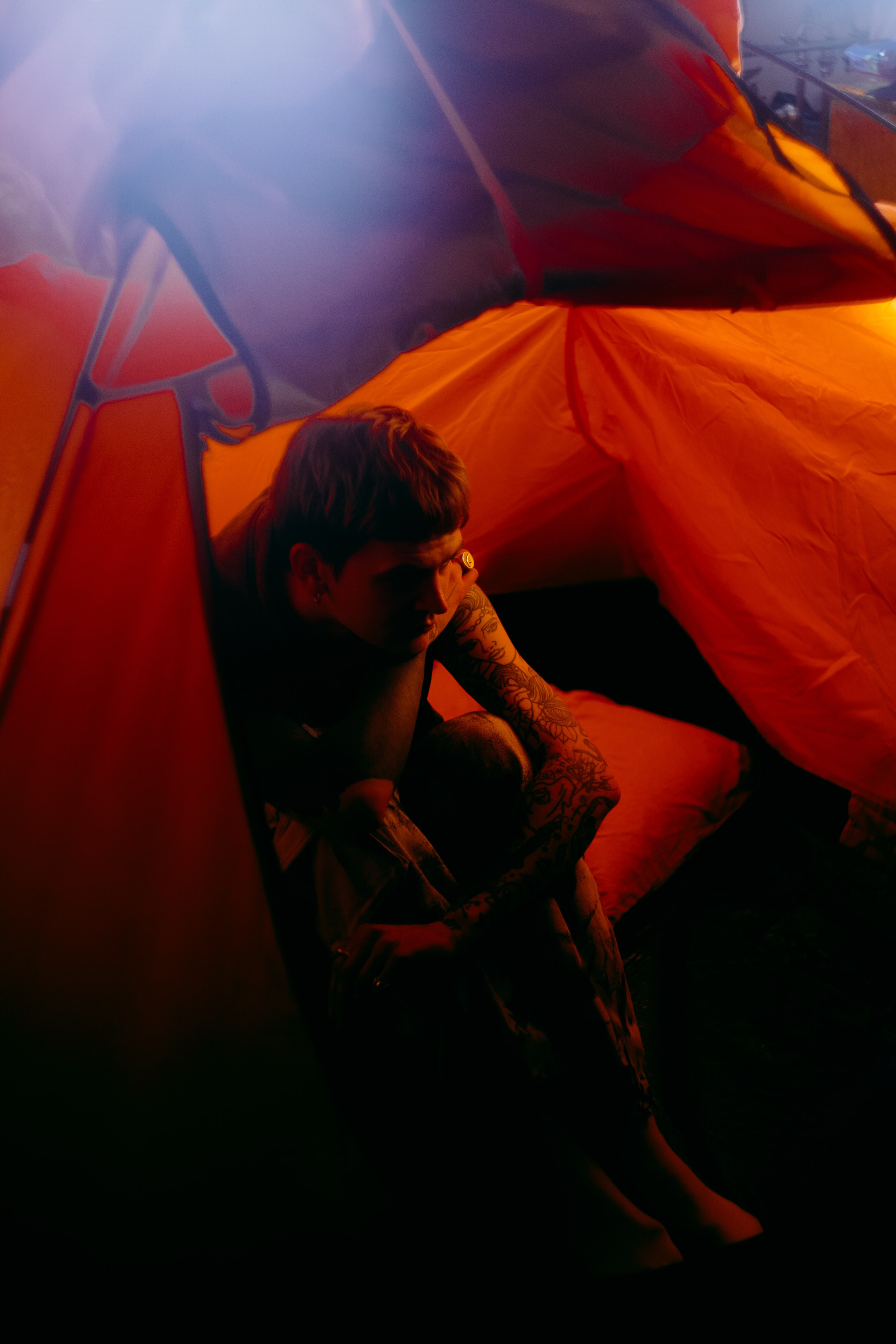 Loweliness. Backstage. @tomrus: Рустам Шагиморданов — фотограф