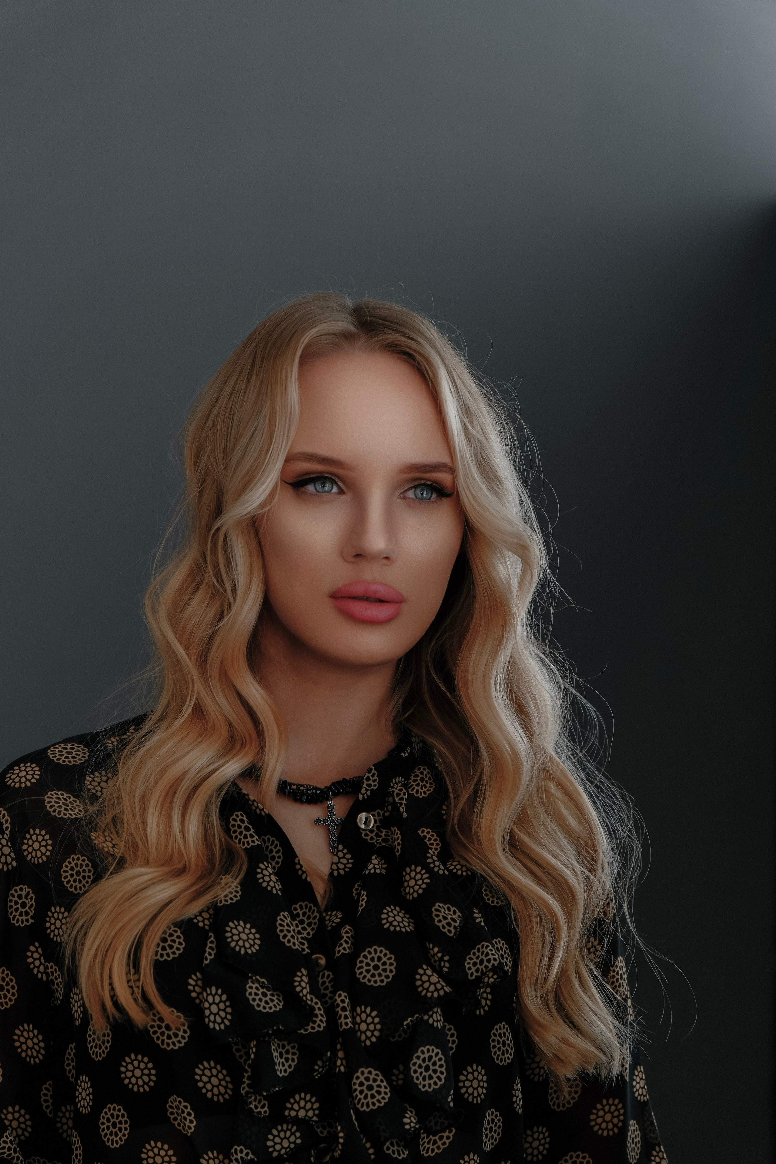 Тоня. Привет! Меня зовут Дарья и я фотограф/видеограф из Ульяновска