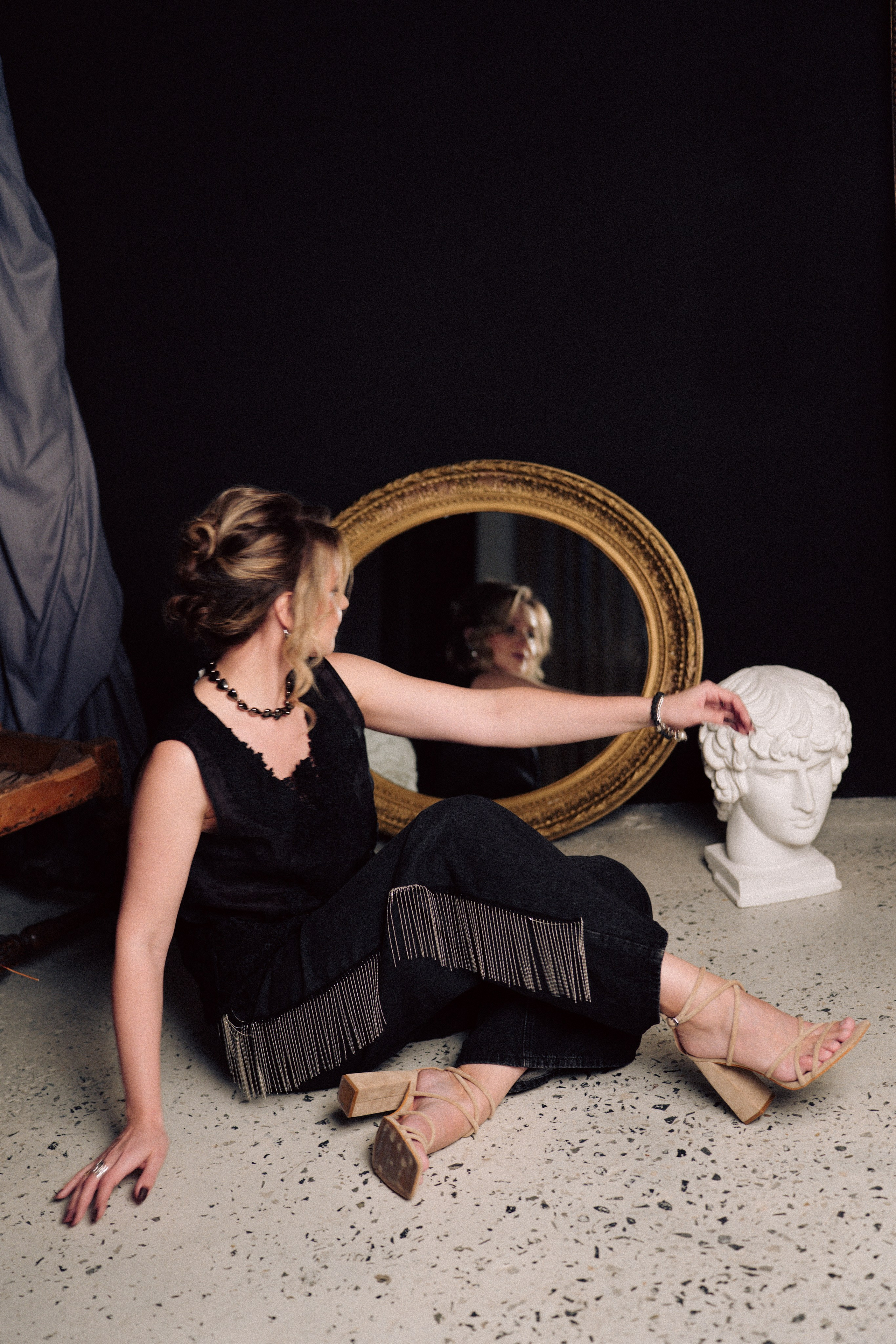 НОВОГОДНЯЯ ФОТОСЕСИИЯ В СТУДИИ ДЛЯ ДЕВУШКИ И ПРОГУЛКА ПО ЧЕРНЫШЕВСКОЙ. Профессиональный фотограф, Санкт-Петербург — Виктория Богомолова