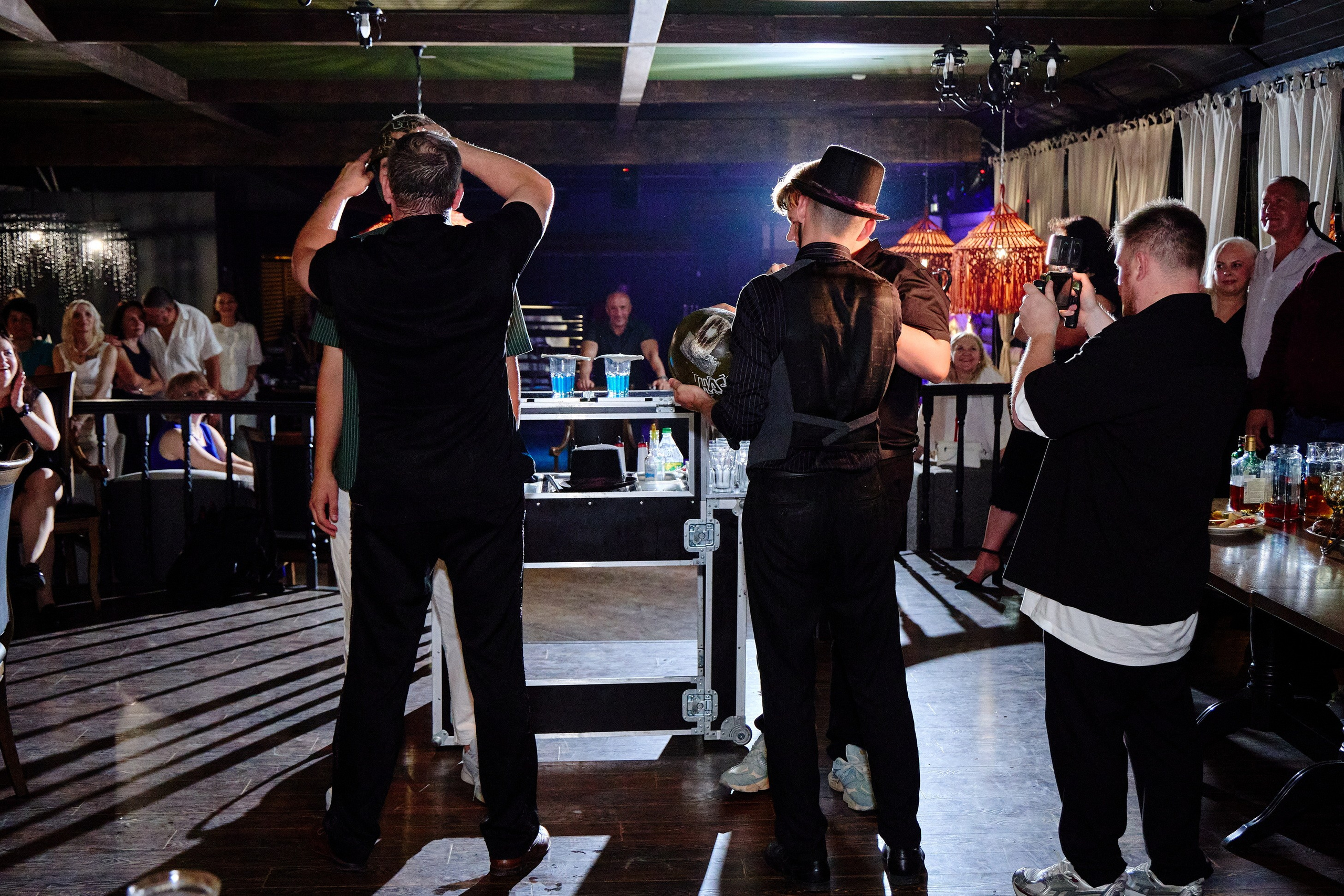 Выпускной 35 Сош. Фотограф Выпускные альбомы Таганрог Сергей Коробченко