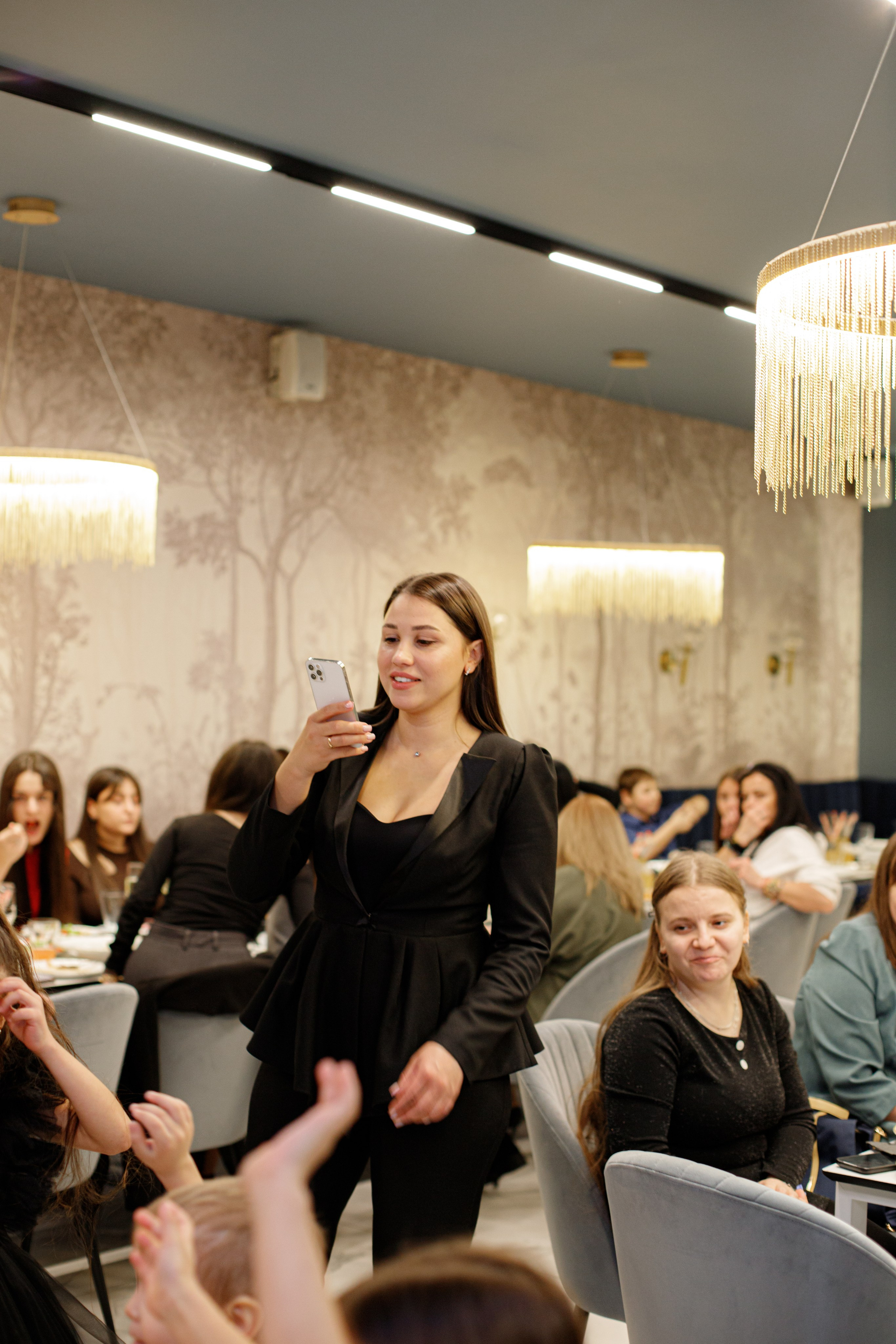 ASIA'S BIRTHDAY PARTY. Photokarish