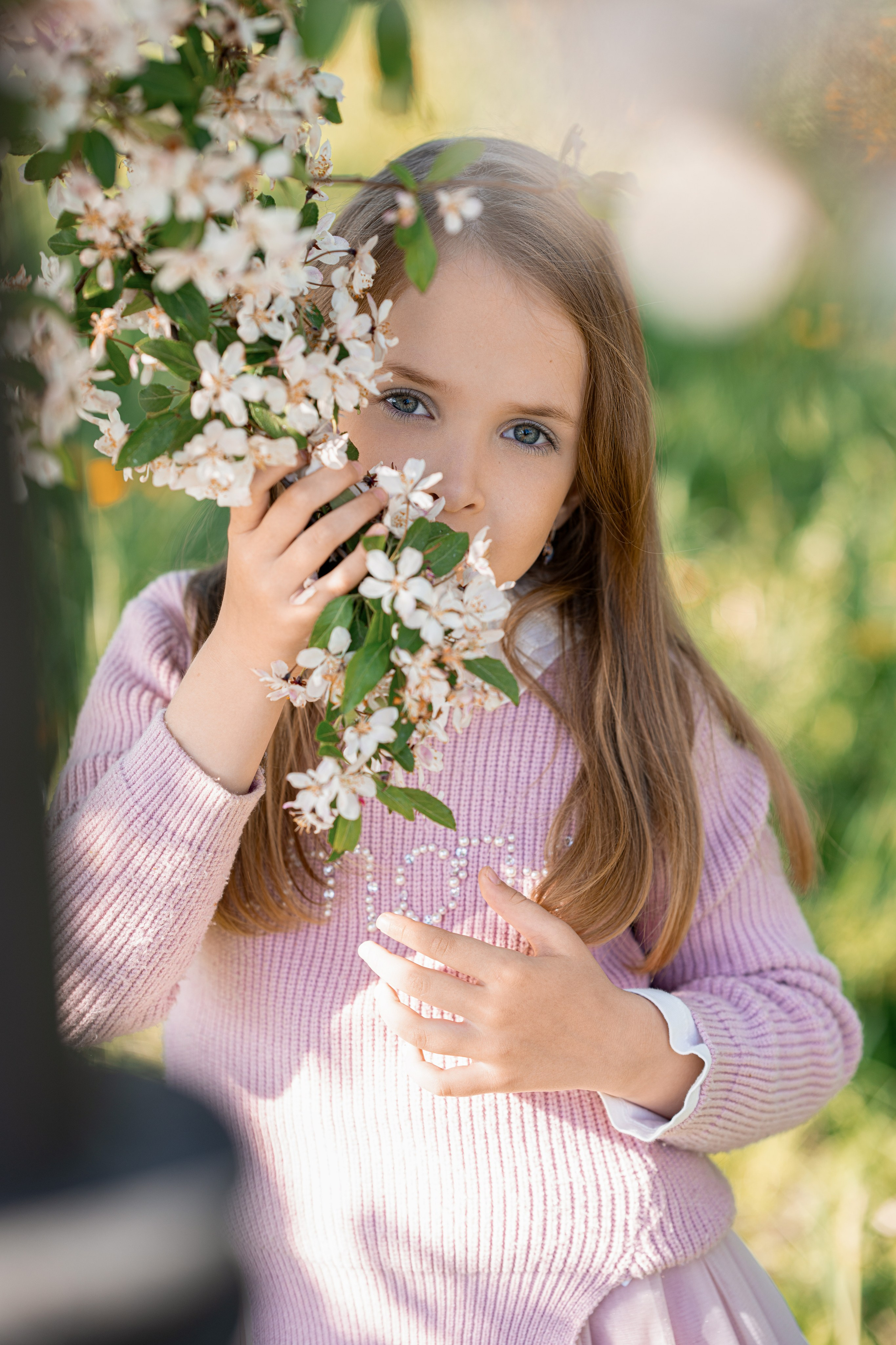 Ксюшенька в яблоневом саду. Семейный и портретный фотограф в Санкт-Петербурге Татьяна Гримоть