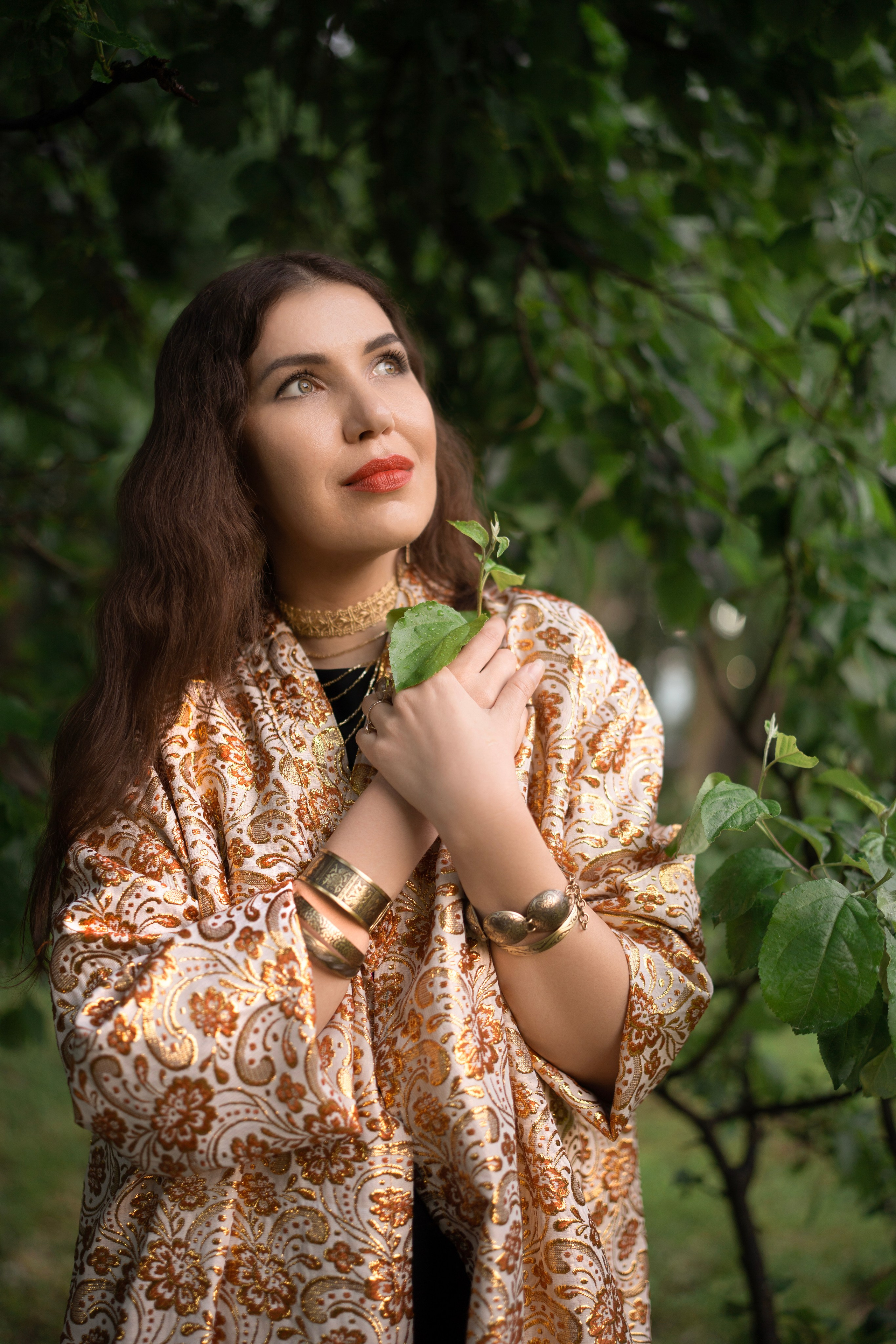 Персональная женская фотосессия на природе.