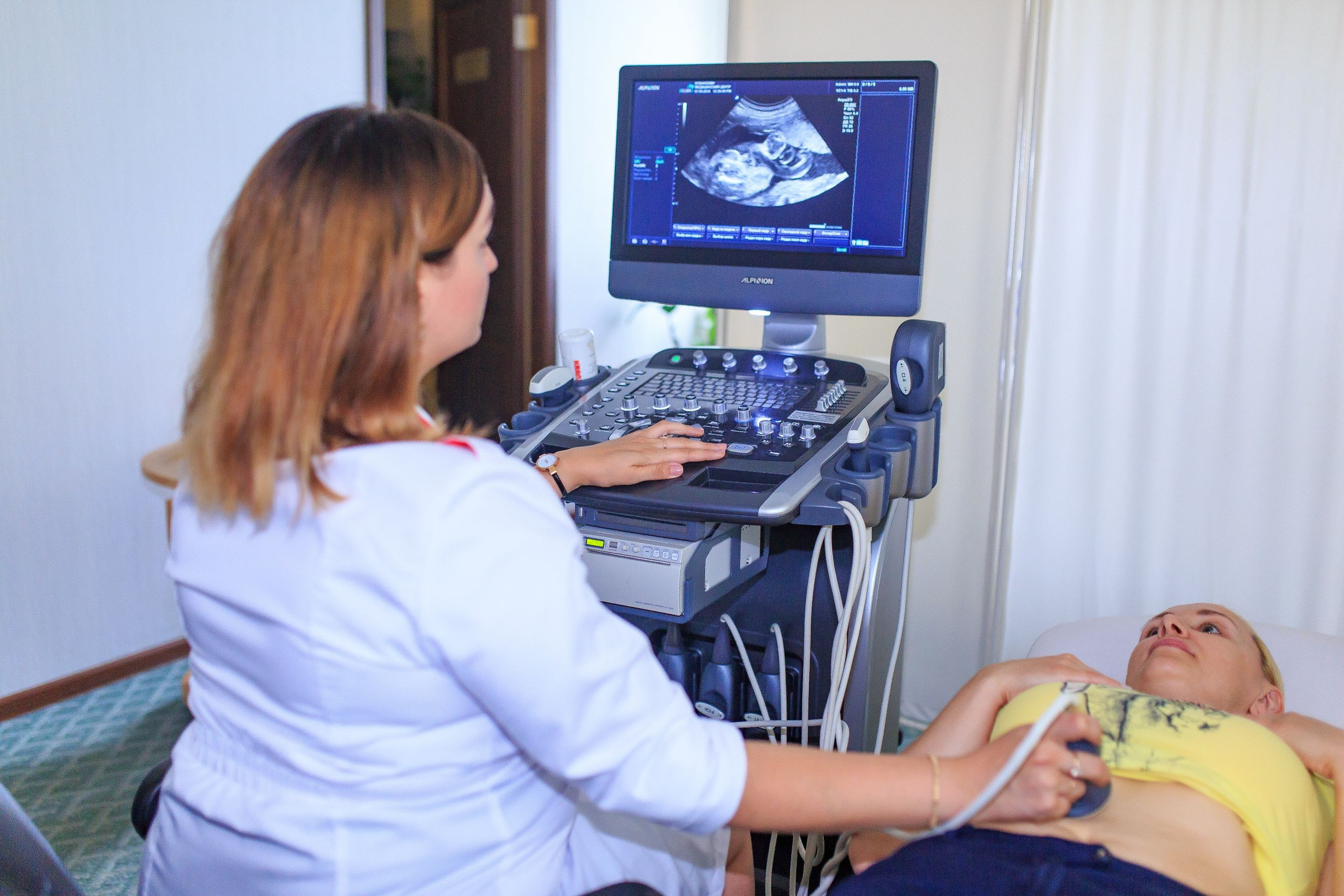 Выездная бизнес фотосессия в офисе | Премиум Fotogen. Интерьерная фотостудия FOTOGEN г. Краснодар