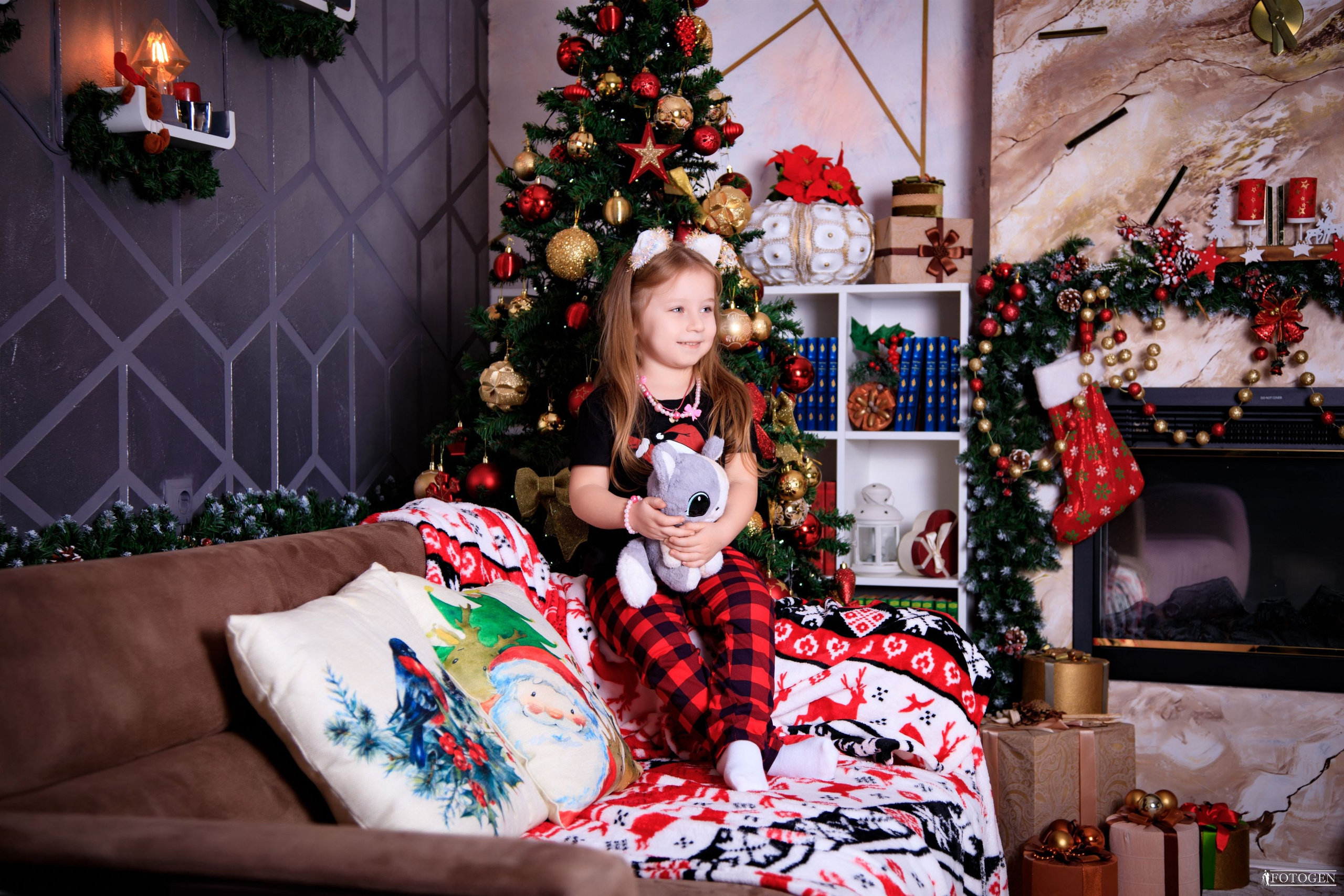 Портфолио новогодние фотосессии для детей в Краснодаре. Интерьерная фотостудия FOTOGEN г. Краснодар