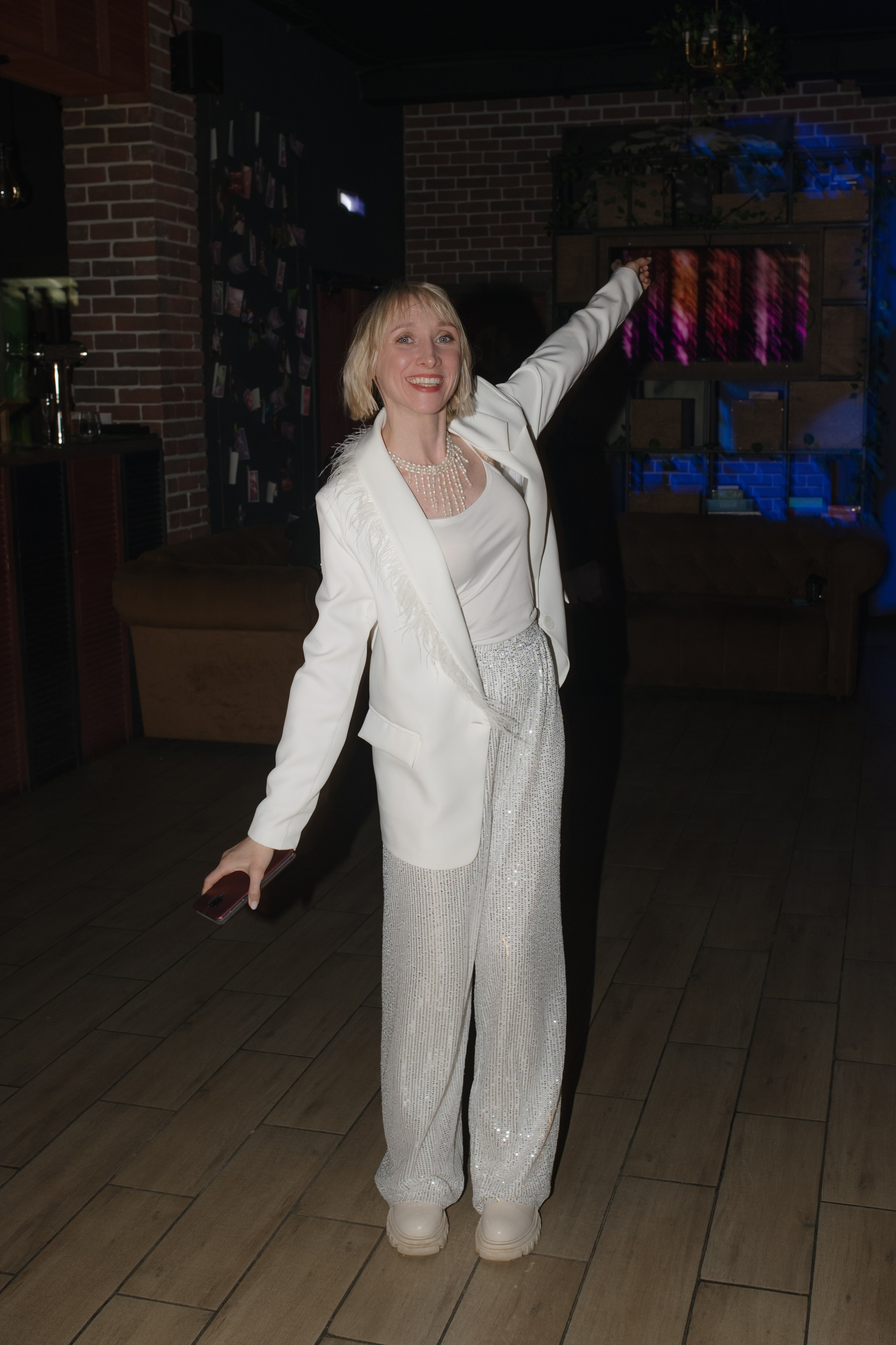 День рождения Томы — Let`s Talk Bar. Свадебный фотограф Екатеринбург/Челябинск — Любовь Волохова