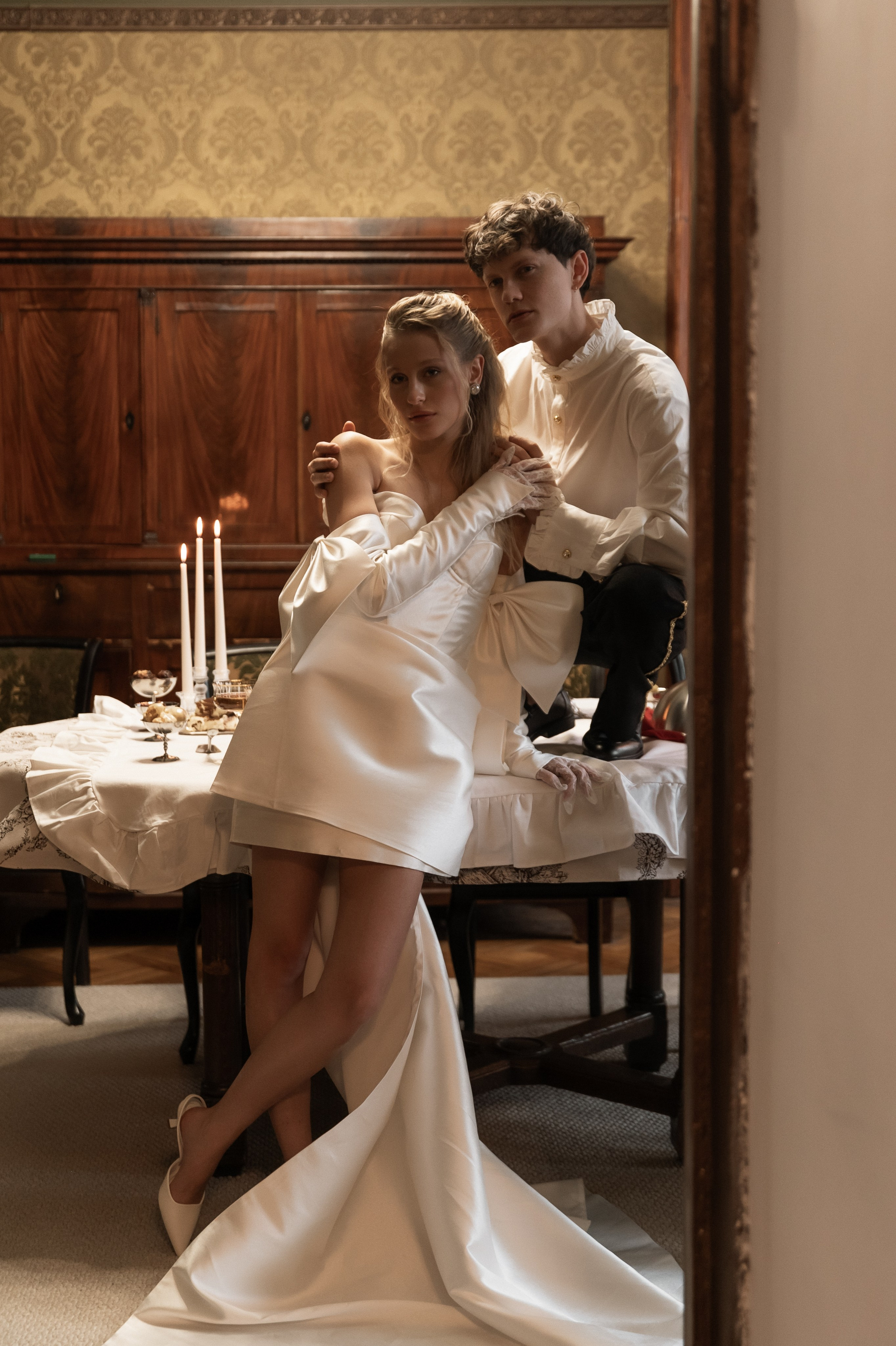 Свадебная съемка в исторической квартире на Чистых прудах. Ярослава Ерина — свадебный фотограф в Москве