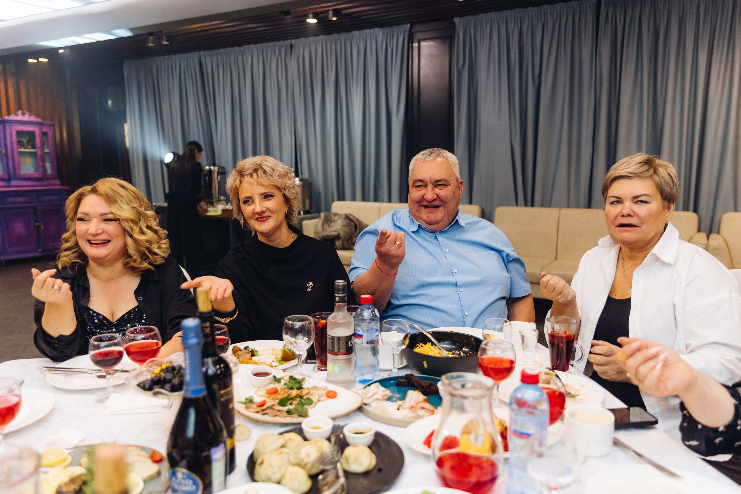 Юбилей в ресторане Вояж. Свадебный и семейный фотограф в Улан-Удэ