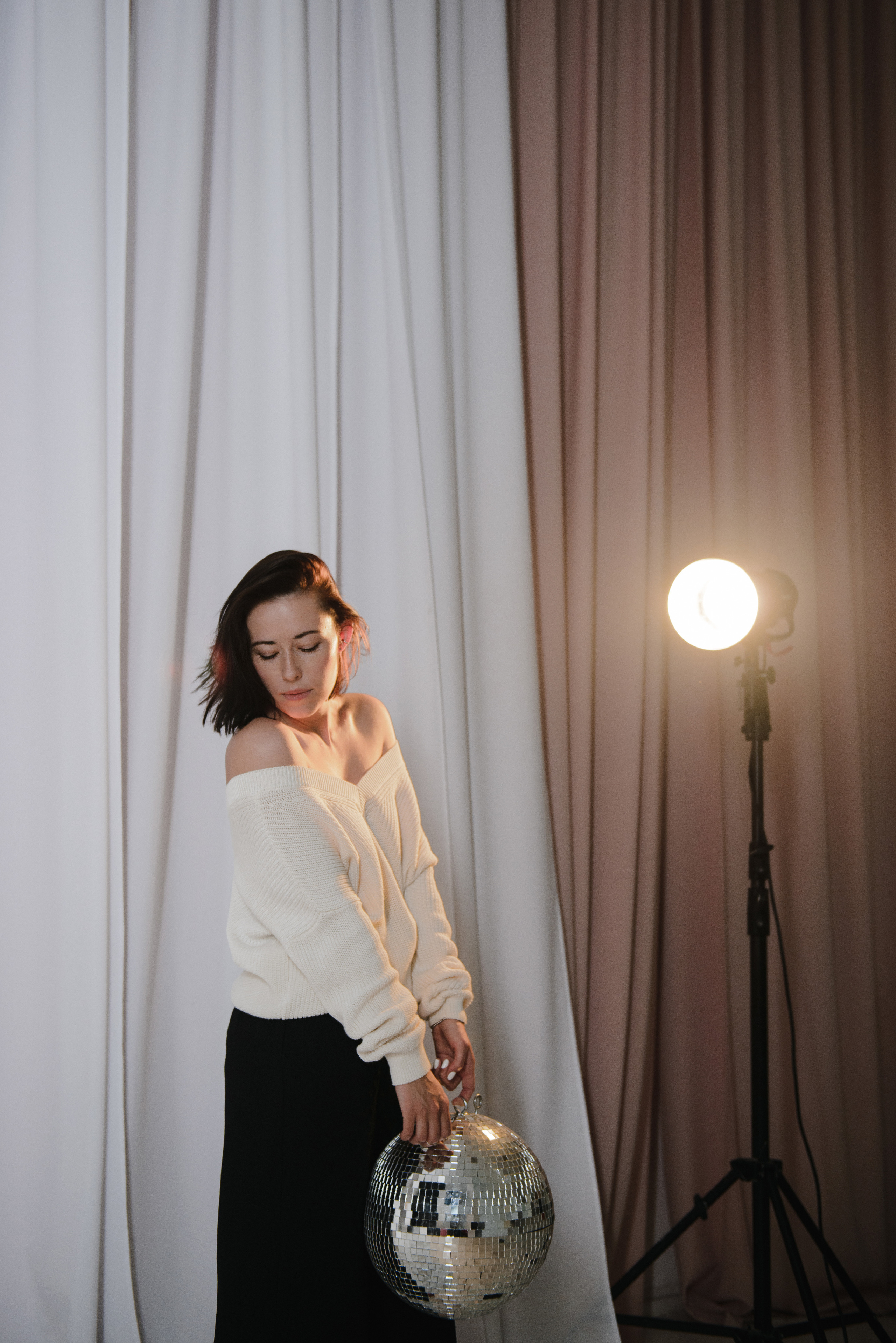 ФотосъемкА, фотосессия, портретная фотосессия, портрет, женский портрет, портретная фотосъемка, портреты, фотограф москва, подмосковье, фотограф подмосковье, ищу фотографа, съемка для себя, портретная съемка для себя, студия, фотостудия, съемка в фотостудии, фотосессия в студии, фотосъемка в студии