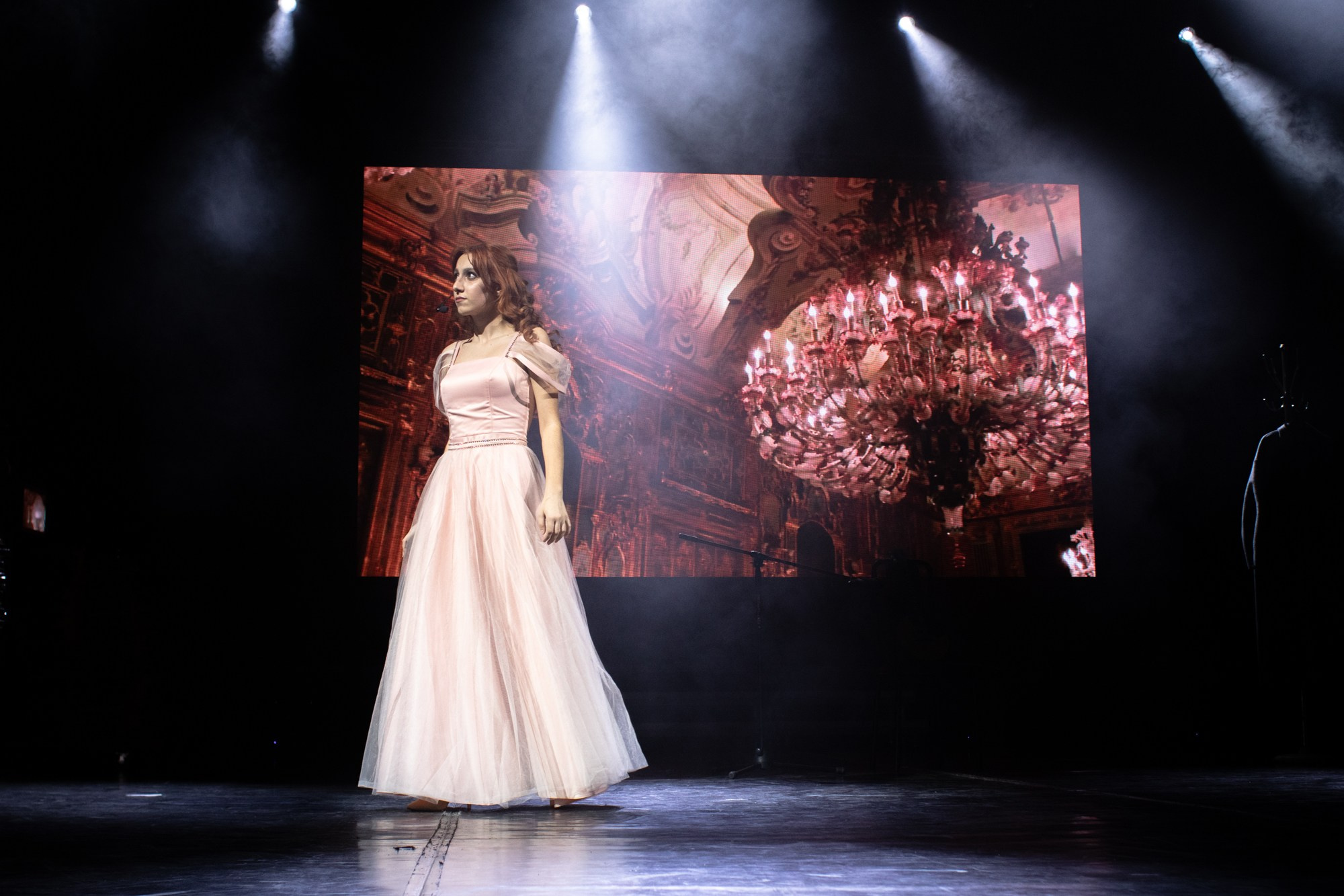 Конкурс красоты Мисс КубГУ 2021. Репортажный, промышленный и маркетплейс-фотограф Дмитрий Чернат