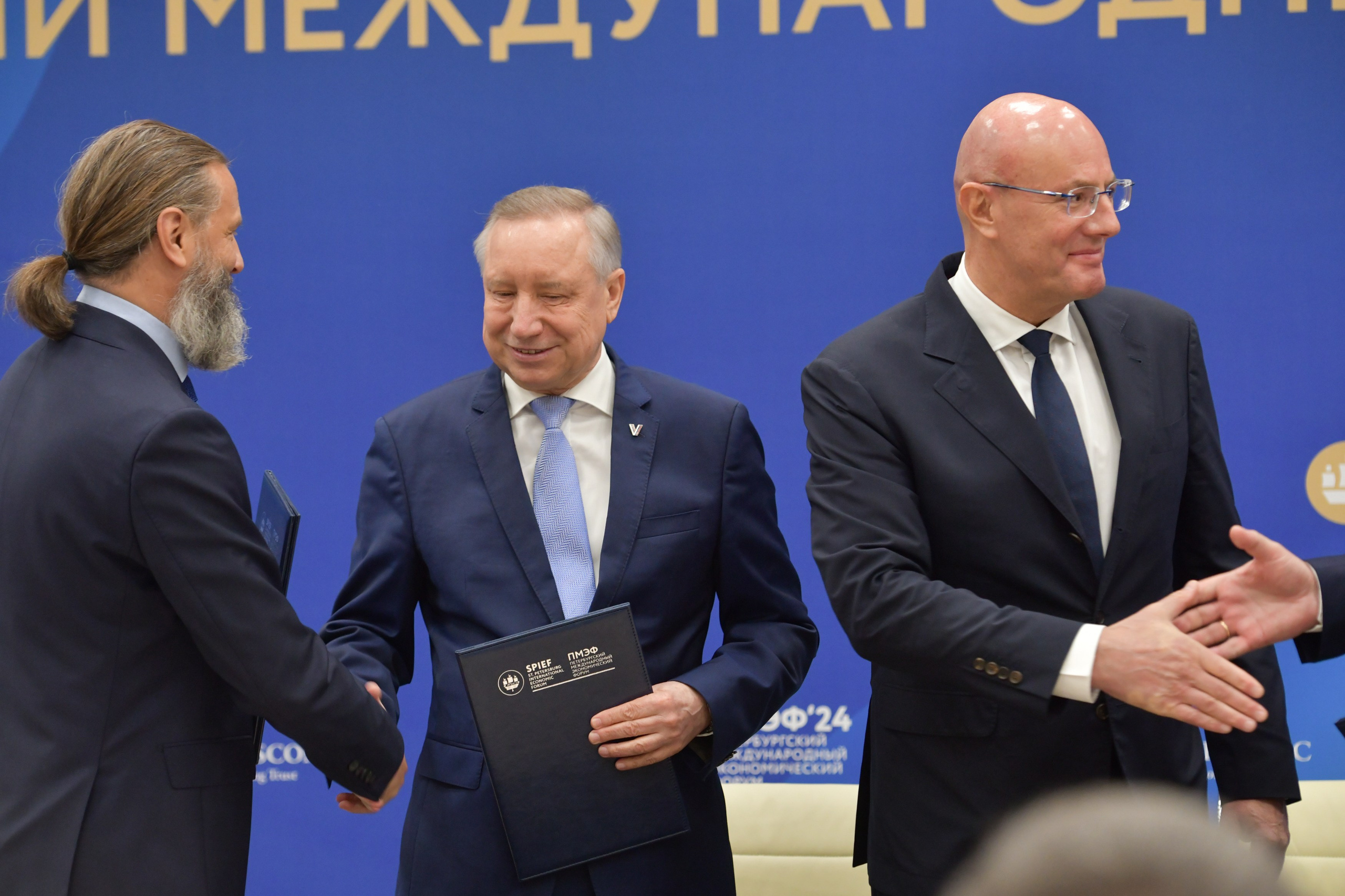 ПМЭФ'24. Женский фотограф в Санкт-Петербурге Степлевич Дарья