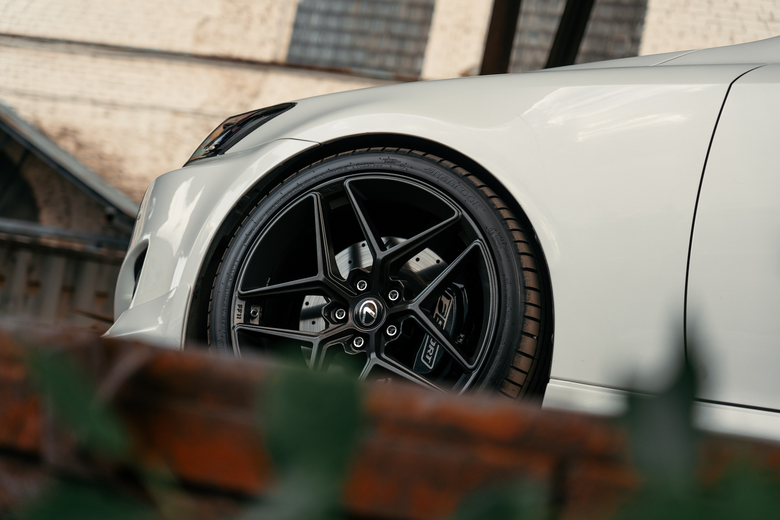 Lexus is250 sd_mov. DeLorein