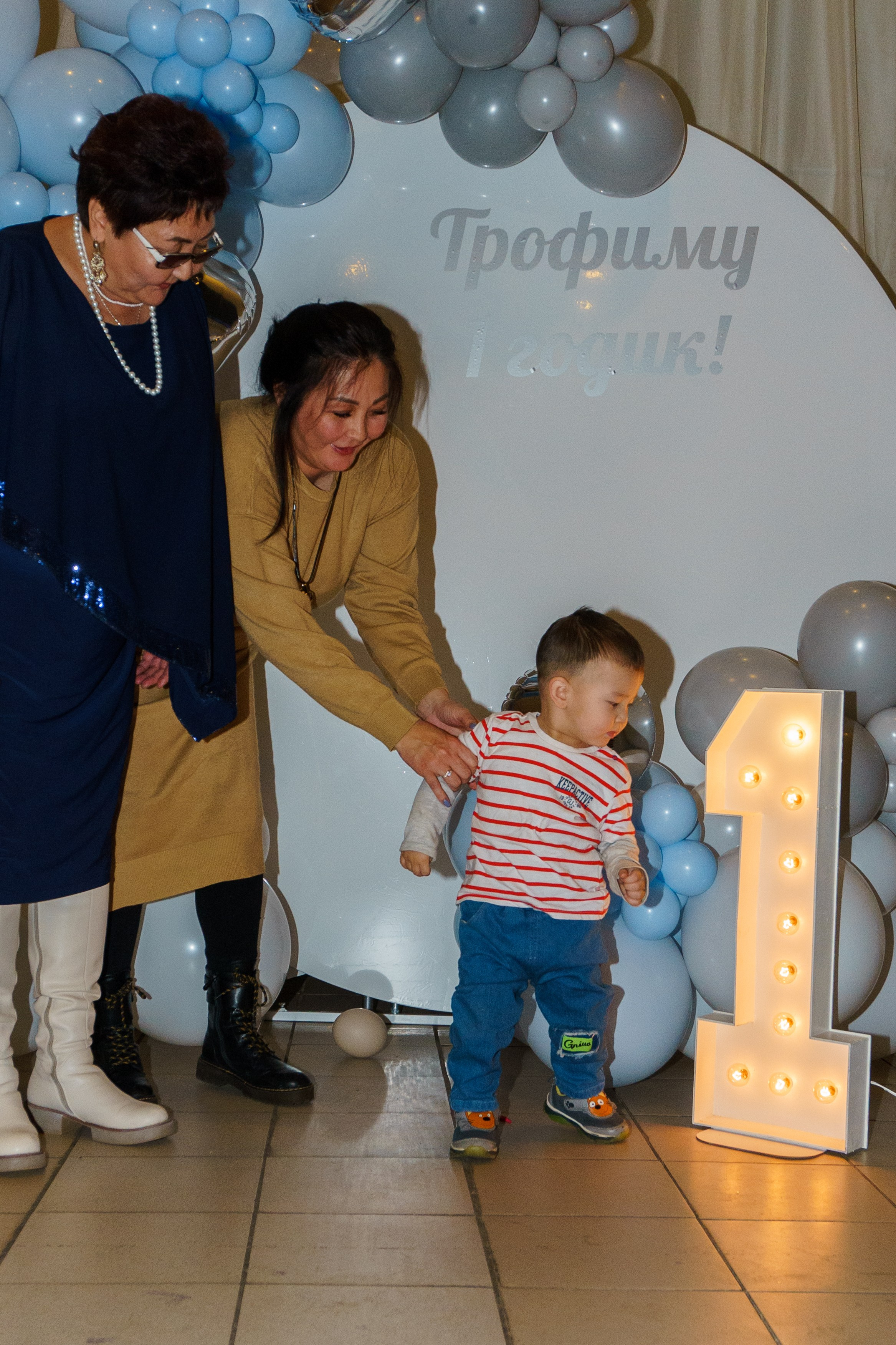 Трофим 1 год 23'. Фотограф, видеограф и пилот дрона на Байкале