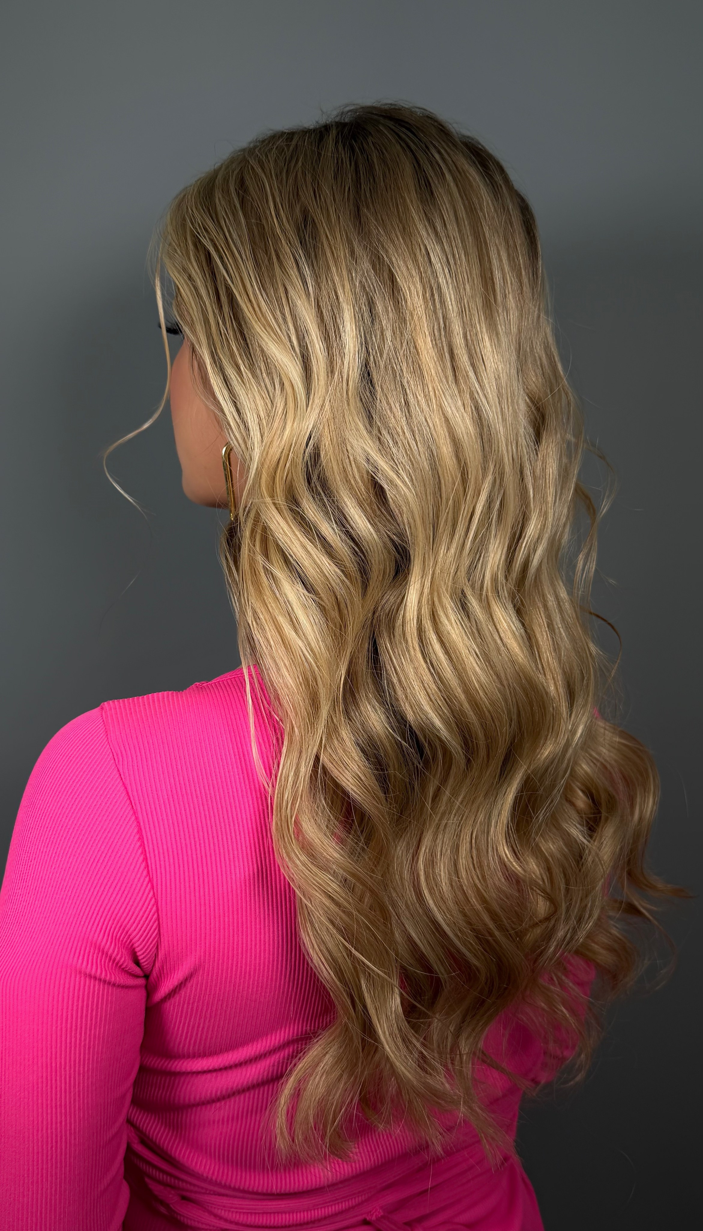 Прически, укладки. Студия визажистов, стилистов по прическам, бровистов и мастеров по ресницам