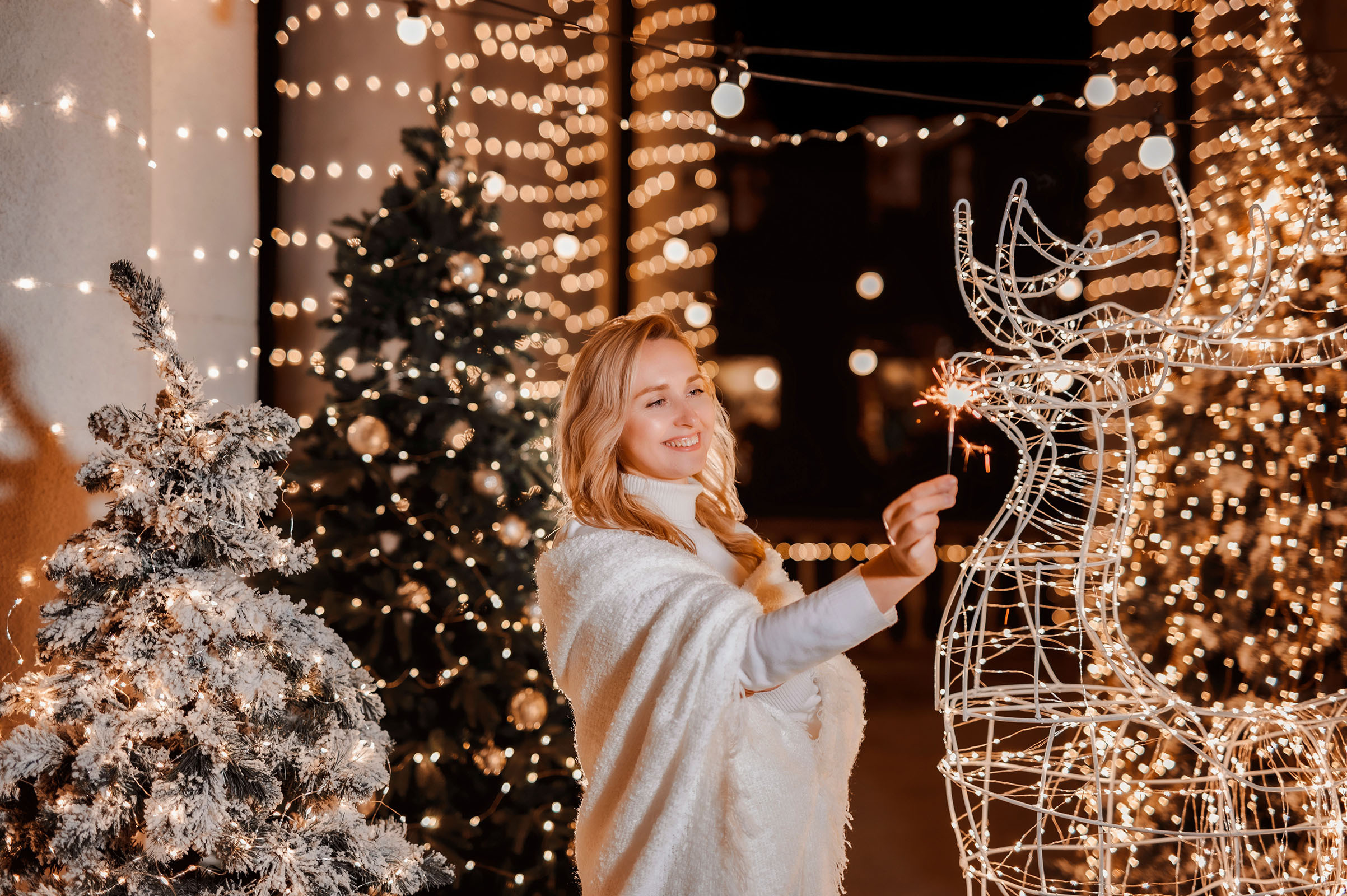 Съёмка в новогодней студии г. Сочи. Фотограф в Сочи, Адлере, Сириусе и на Красной поляне Кушабаева Алёна