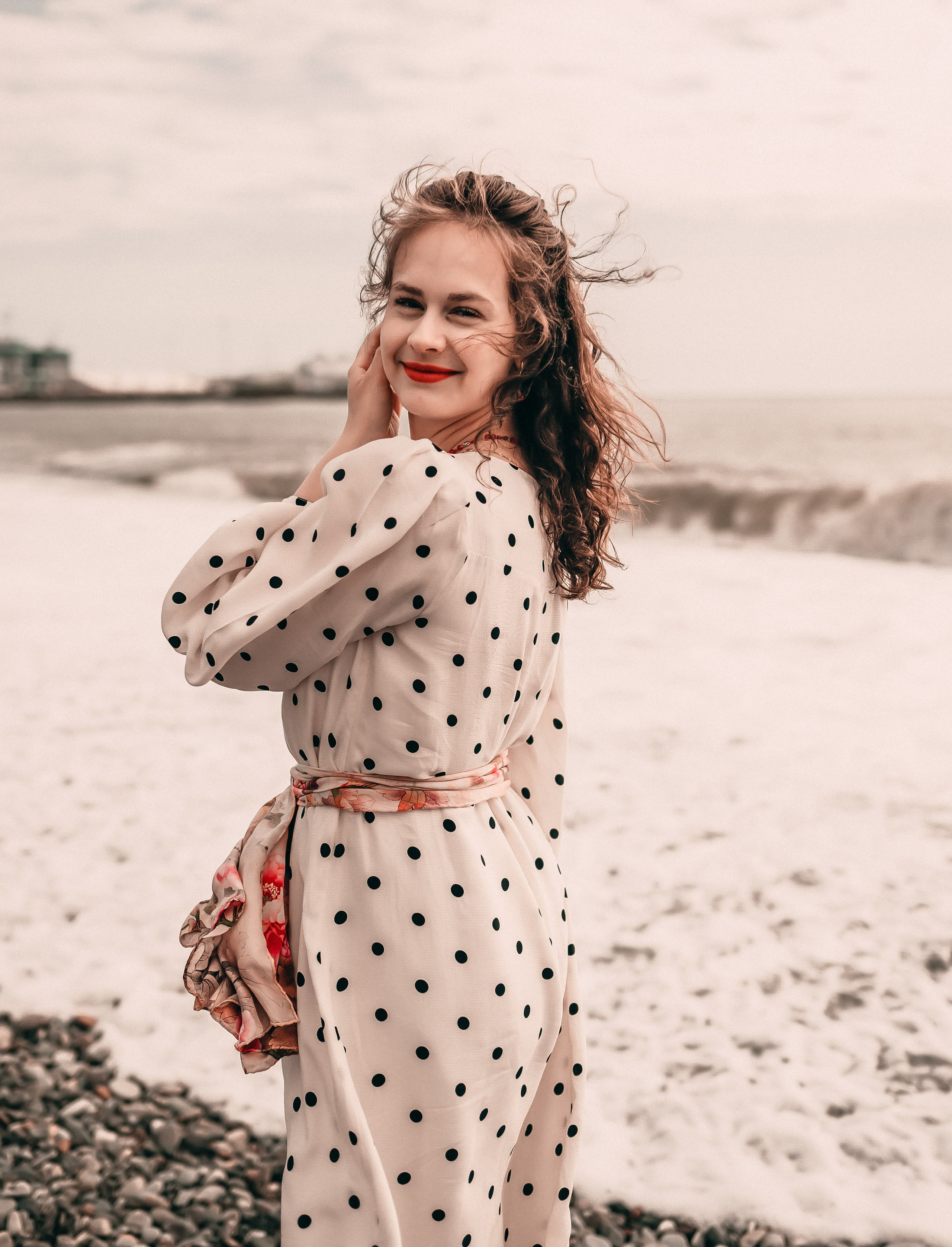 Сливовый сад, морпорт, пляж Ривьера. Свадебный и семейный фотограф София Невская