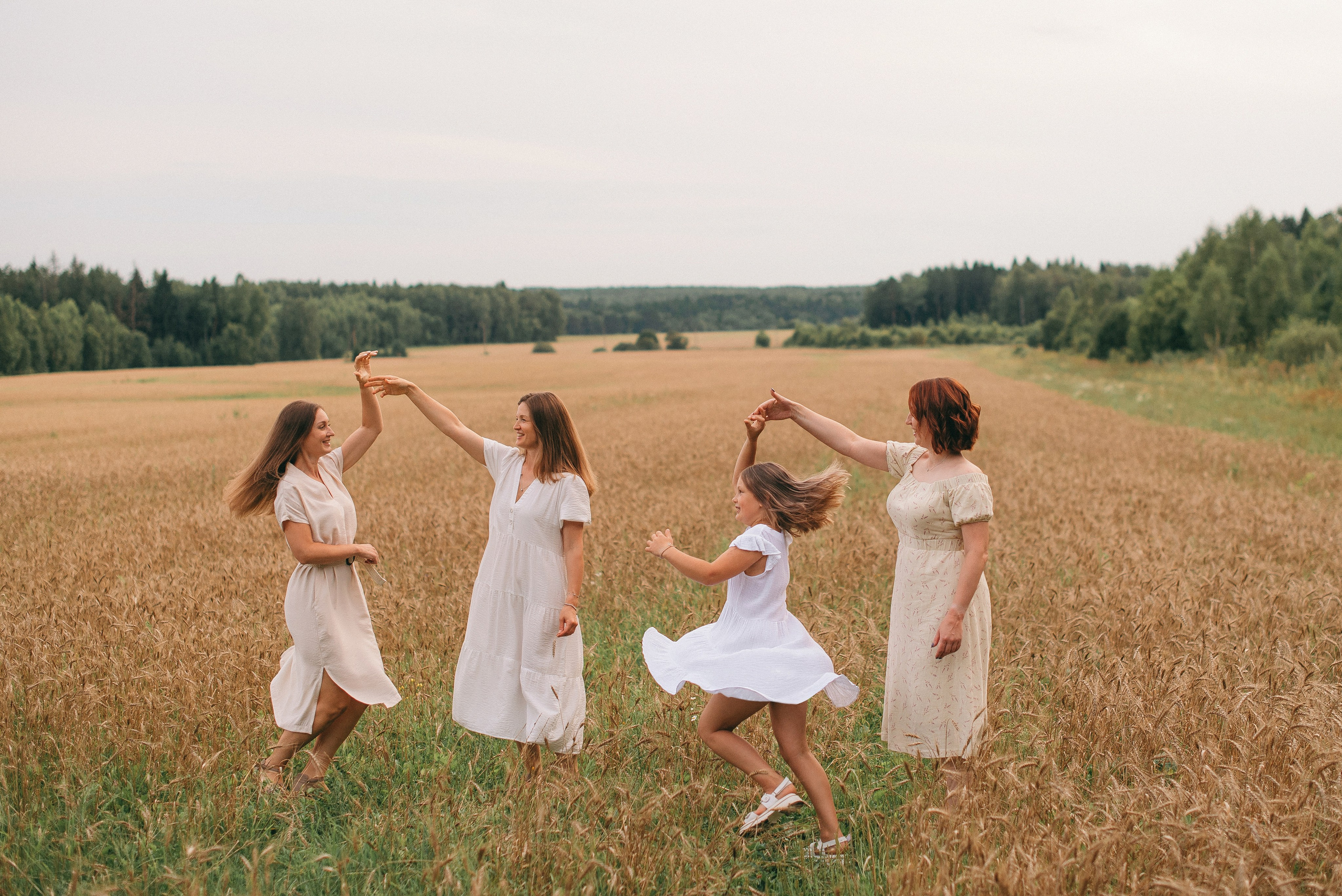Семейная фотосессия на природе. Семейный и детский фотограф в Обнинске, Калуге, Москве