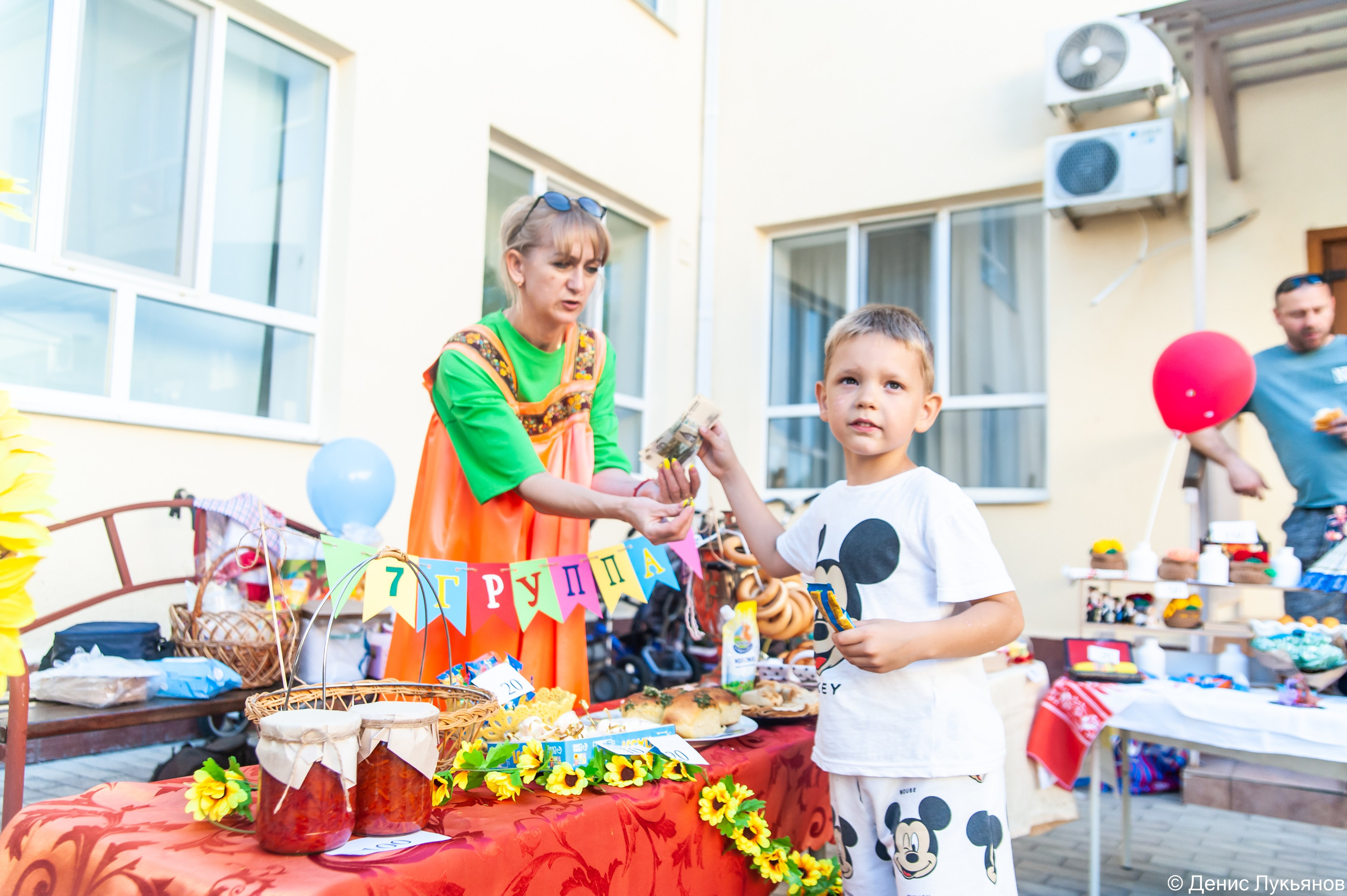 Ярмарка. Свадебный и семейный фотограф Денис Лукьянов в Краснодаре, Краснодарском крае и Республике Крым