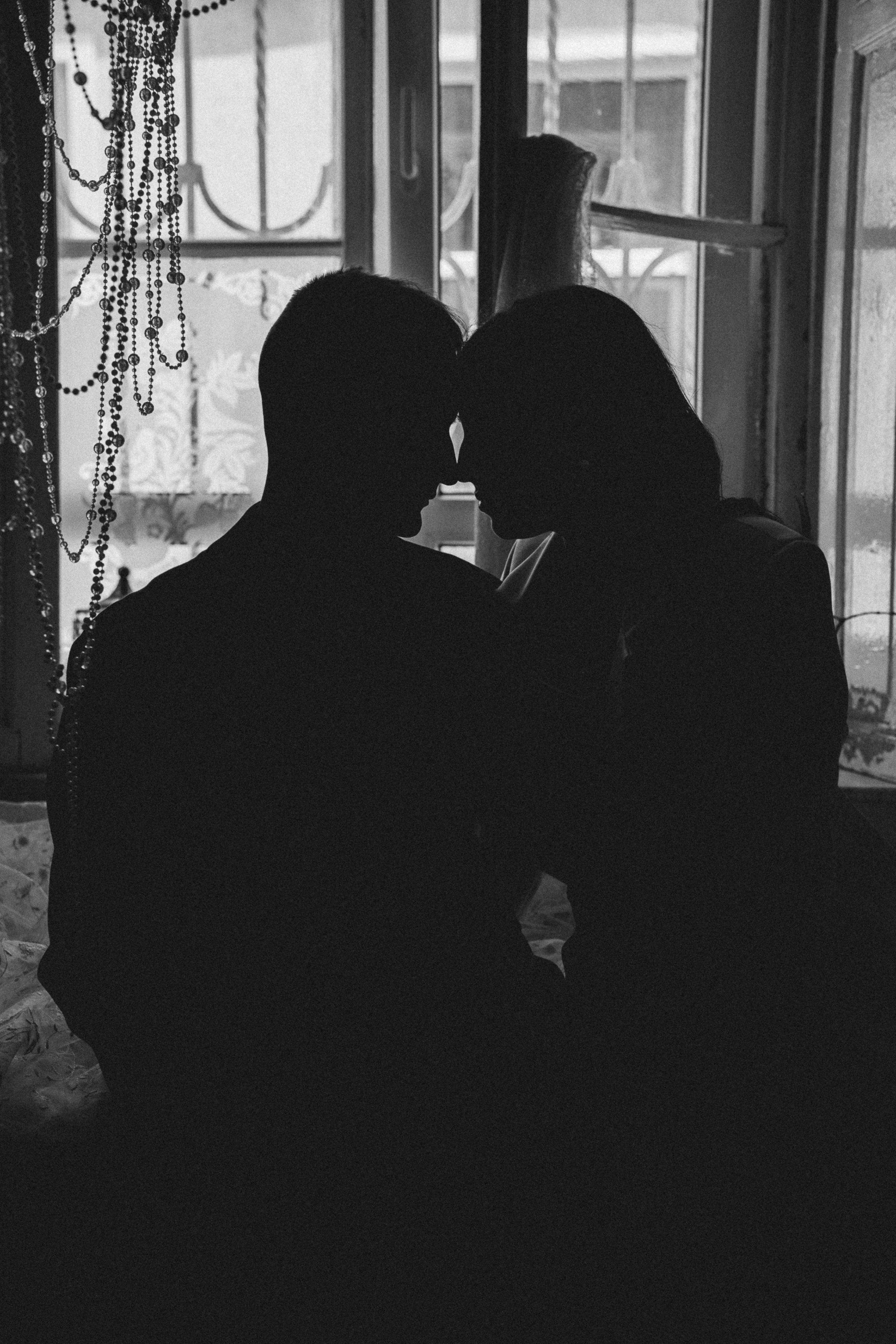 Свадебная фотосессия в «Птичке». Свадебный фотограф Виолетта Сидельникова. Краснодар, Россия, Беларусь, Европа