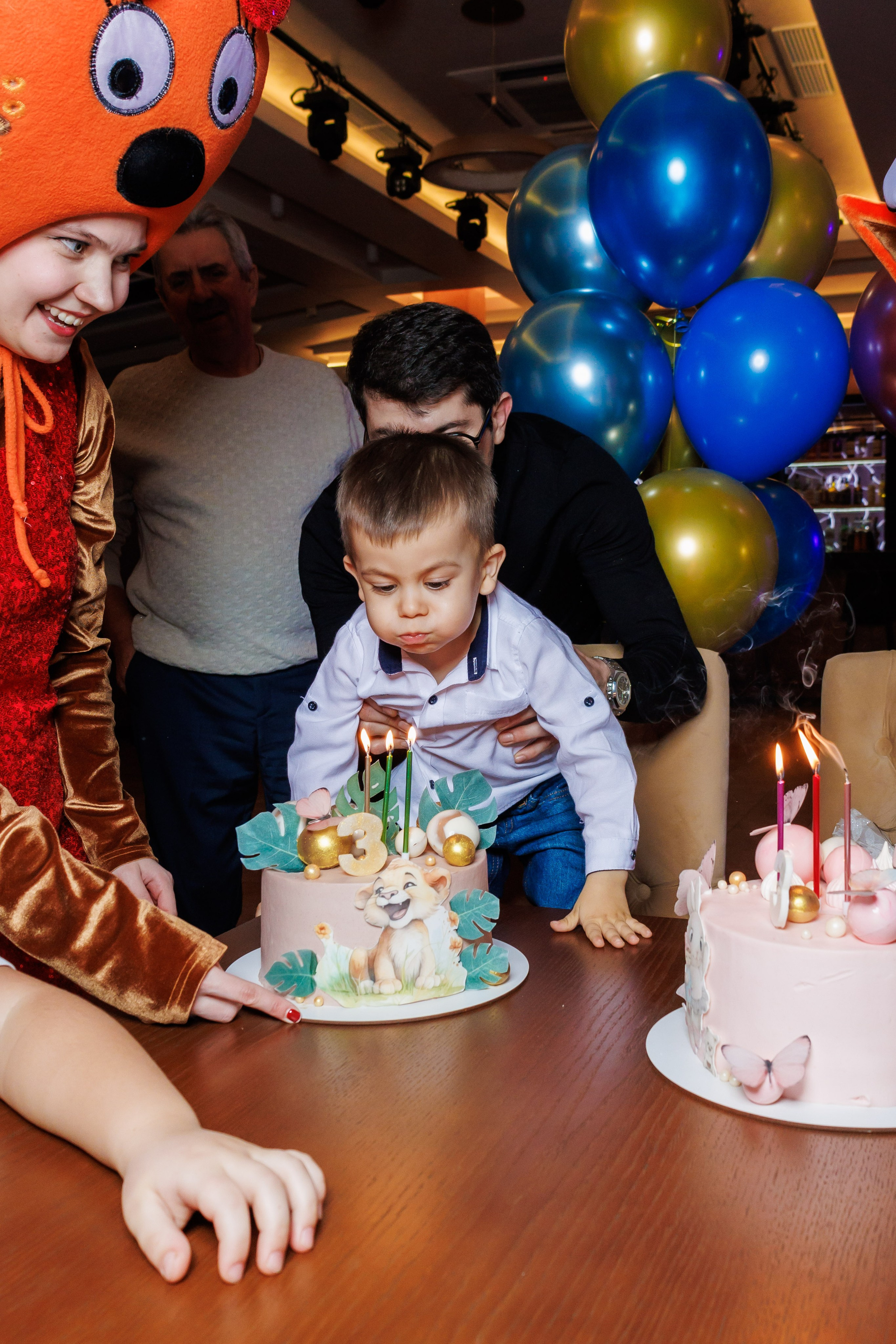День рождения в ресторане. Фотограф в Москве Дмитрий Емельянов