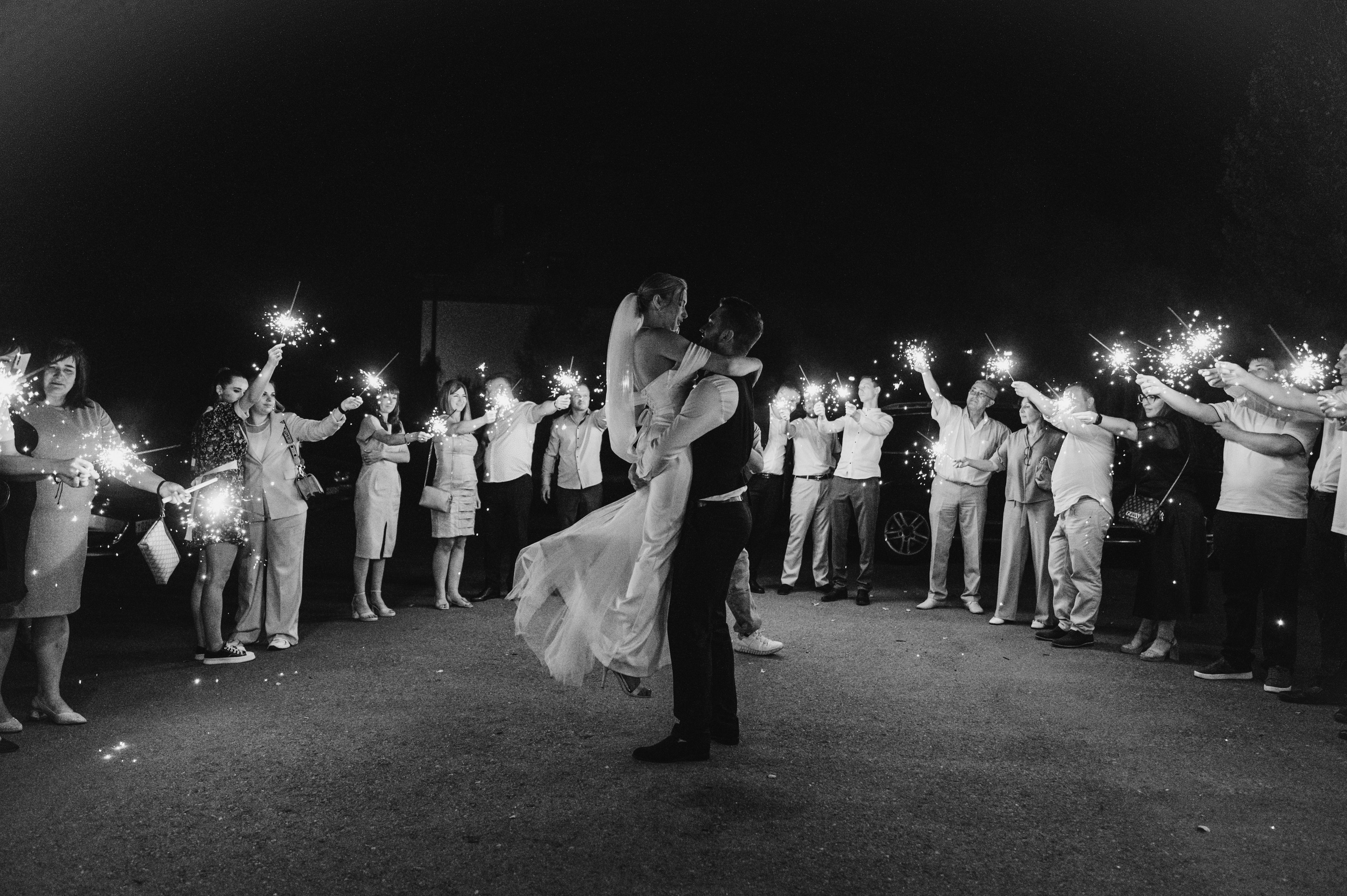 Даниил и Валерия. Черная утка. Полный день. Фотограф Екатерина Бочарникова